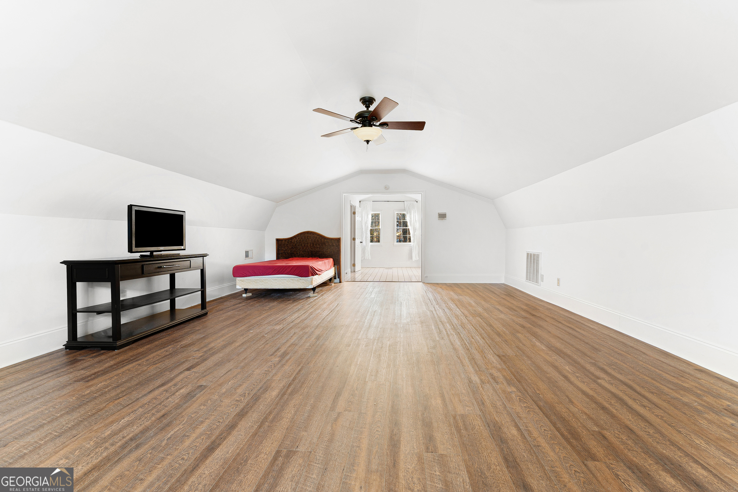 70 Lakeshore Drive Property Photo 48