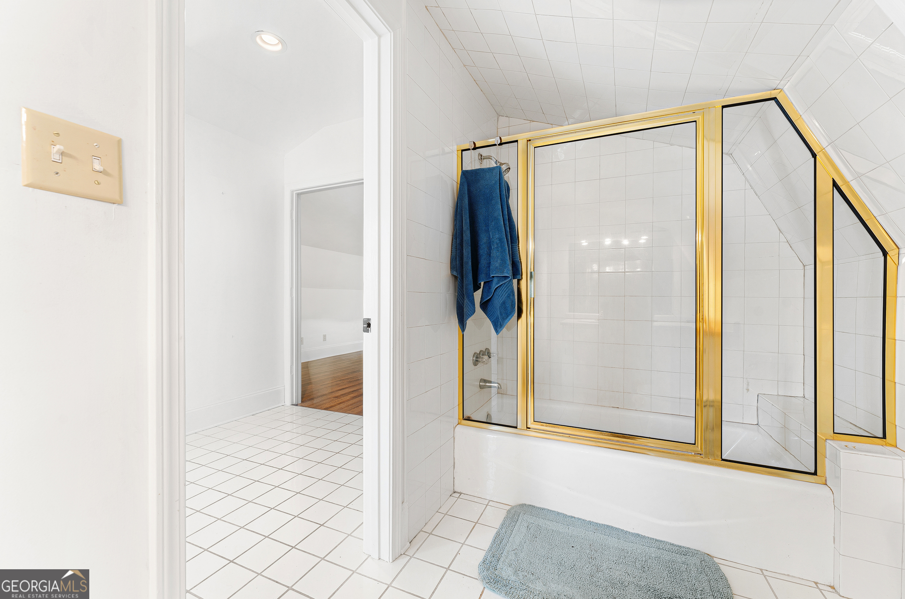 70 Lakeshore Drive Property Photo 50