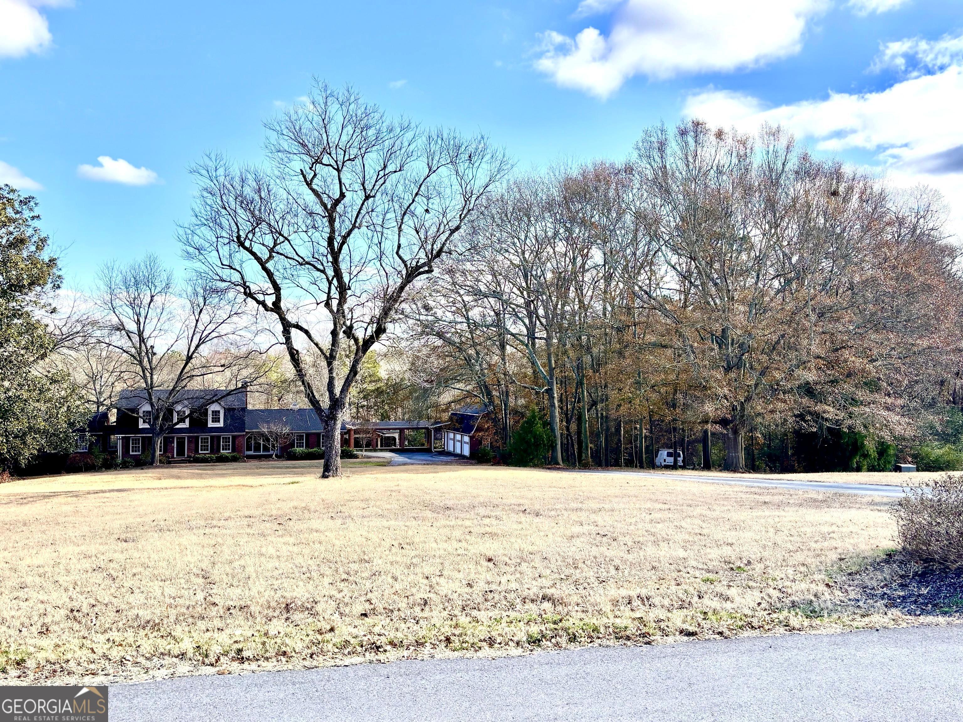 70 Lakeshore Drive Property Photo 52