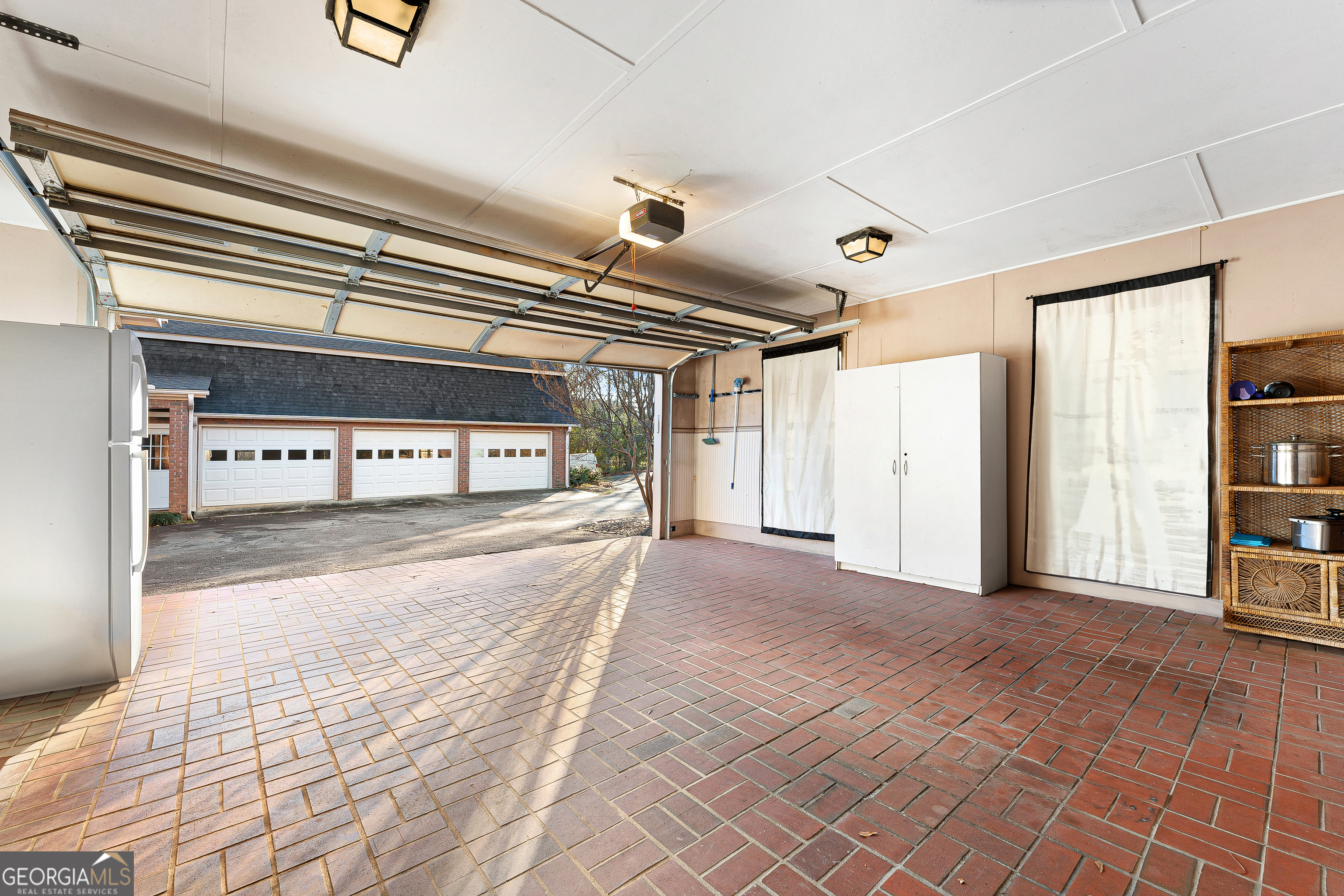 70 Lakeshore Drive Property Photo 62