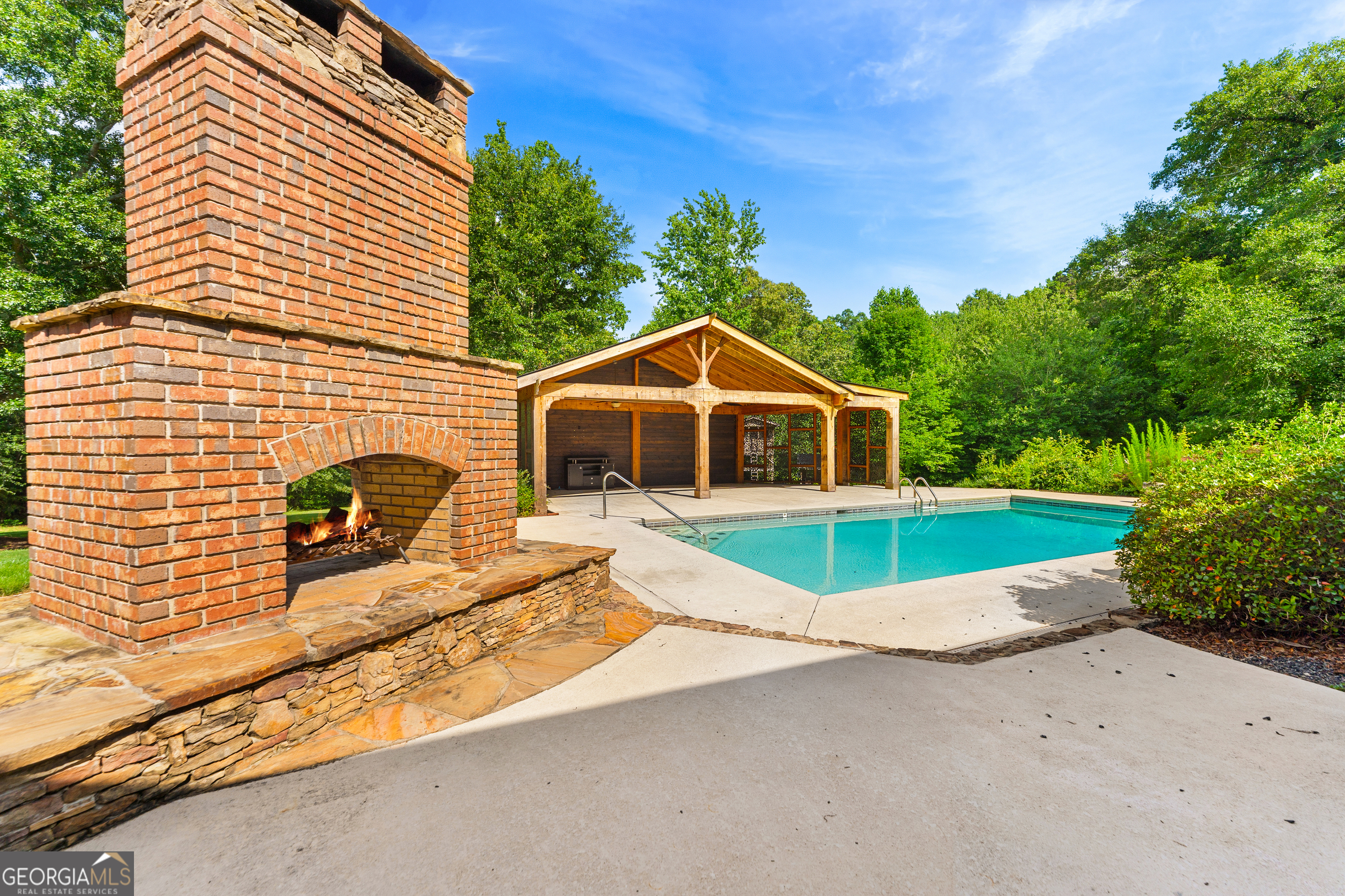 70 Lakeshore Drive Property Photo 65
