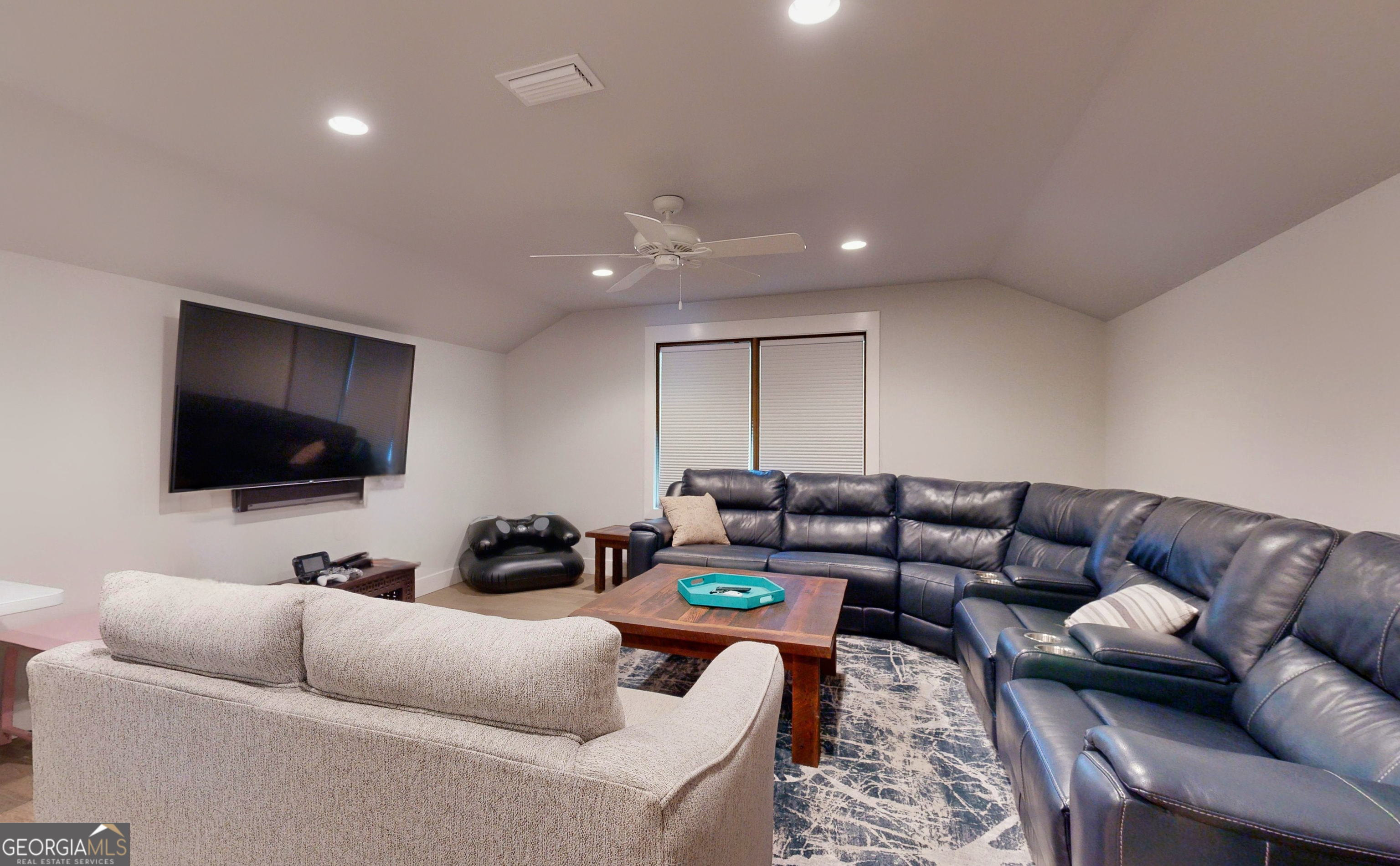 305 Yacht Club Lane Property Photo 26