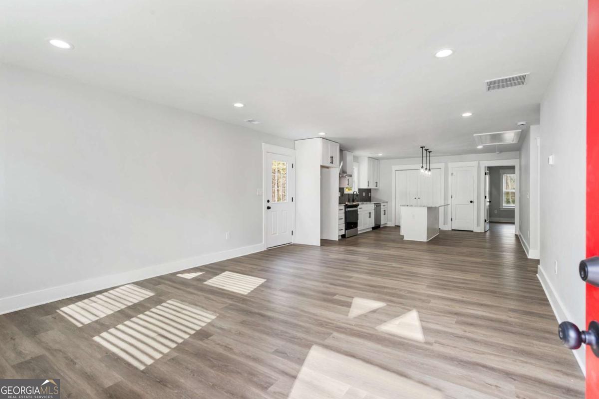 860 Gardner St Sw Property Photo 16