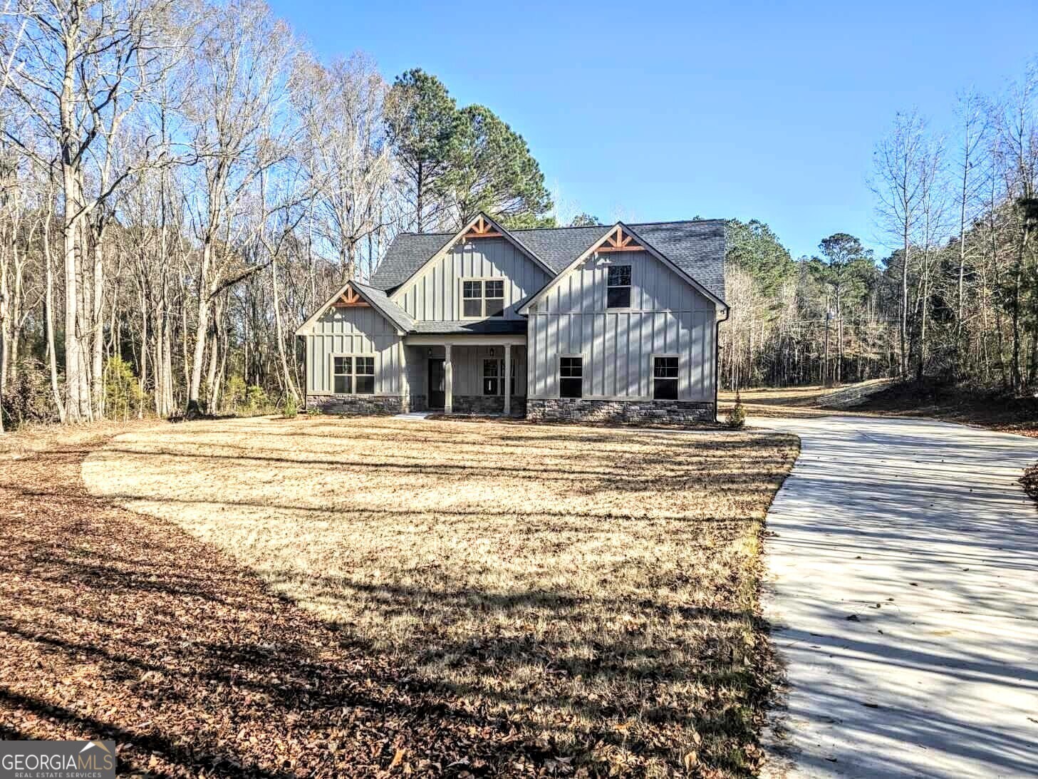 233 Irish Hill Drive Property Photo 1