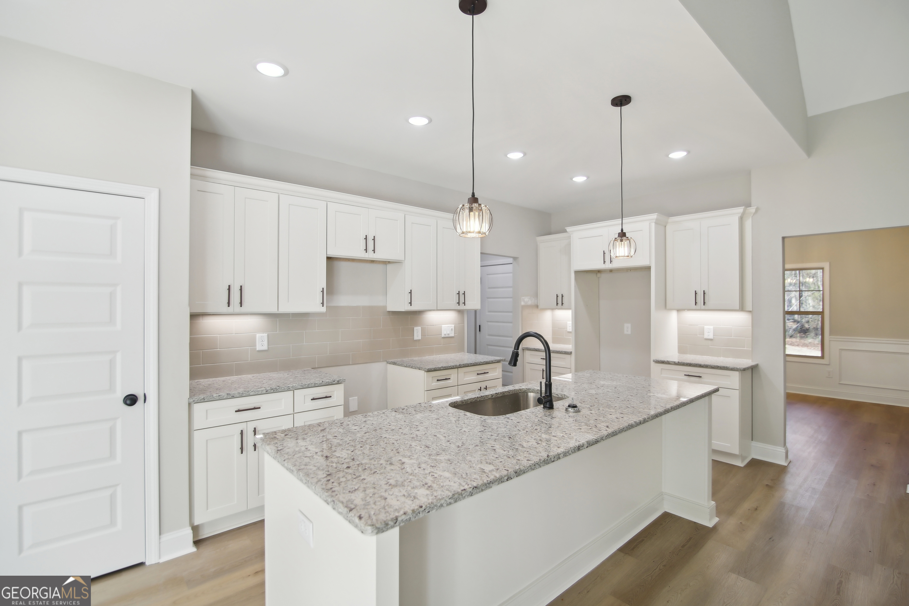 233 Irish Hill Drive Property Photo 15