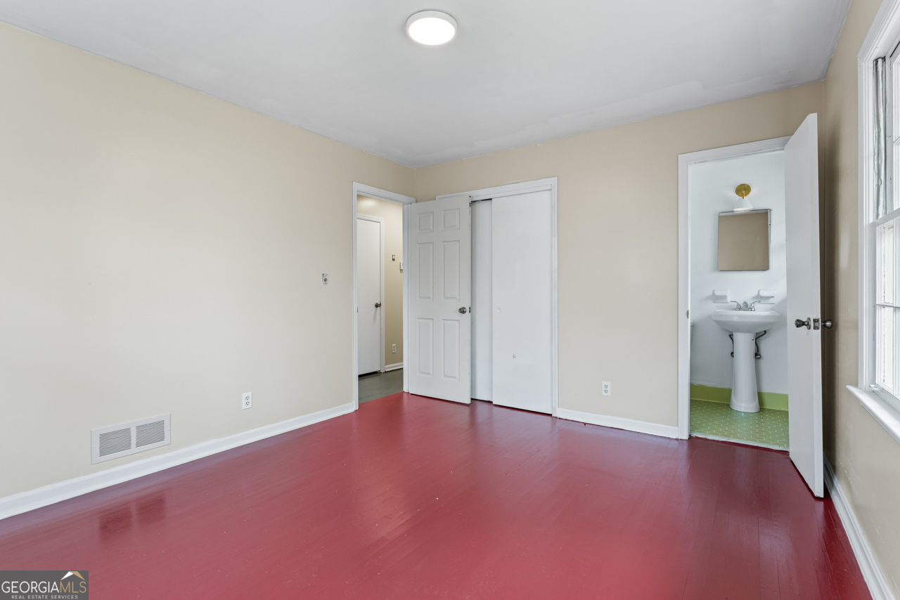 4334 Greenleaf Circle Sw Property Photo 14