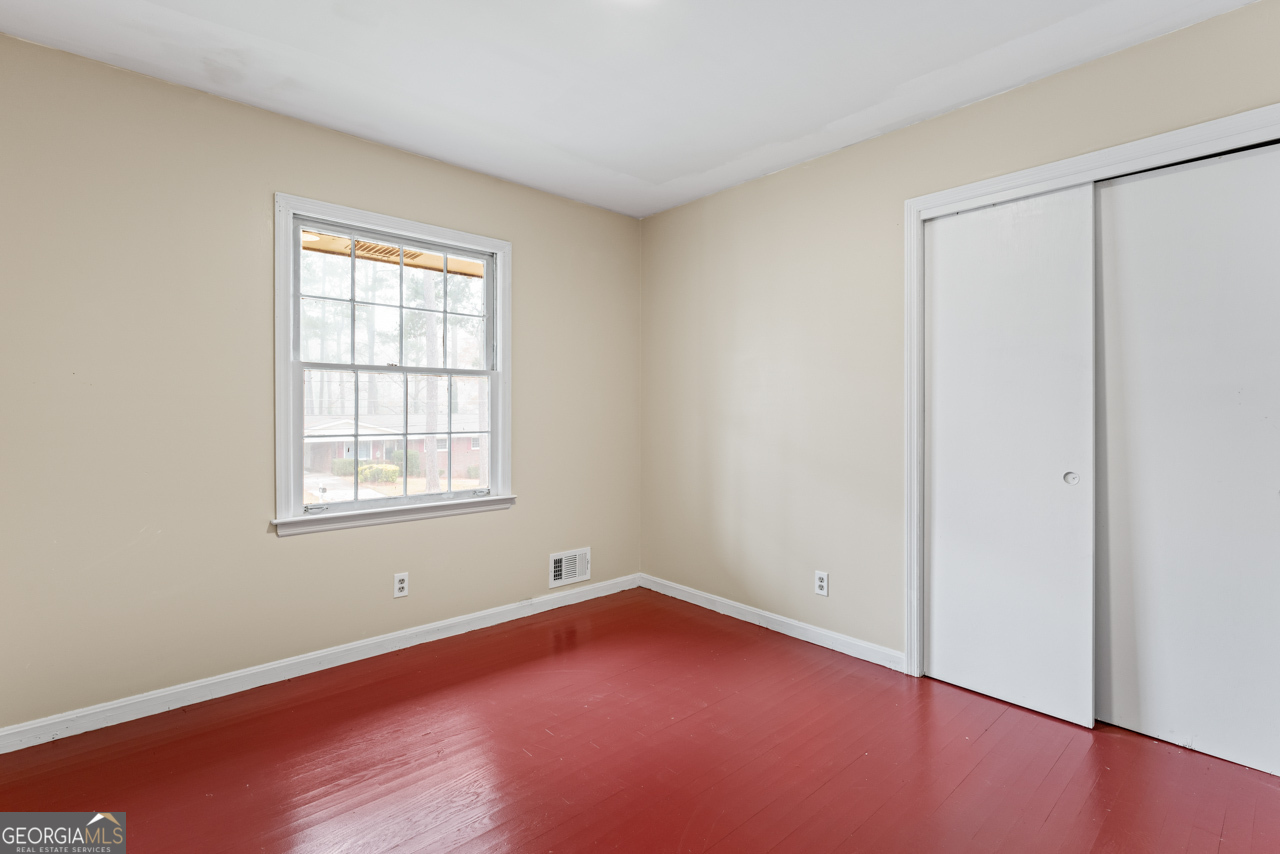 4334 Greenleaf Circle Sw Property Photo 17