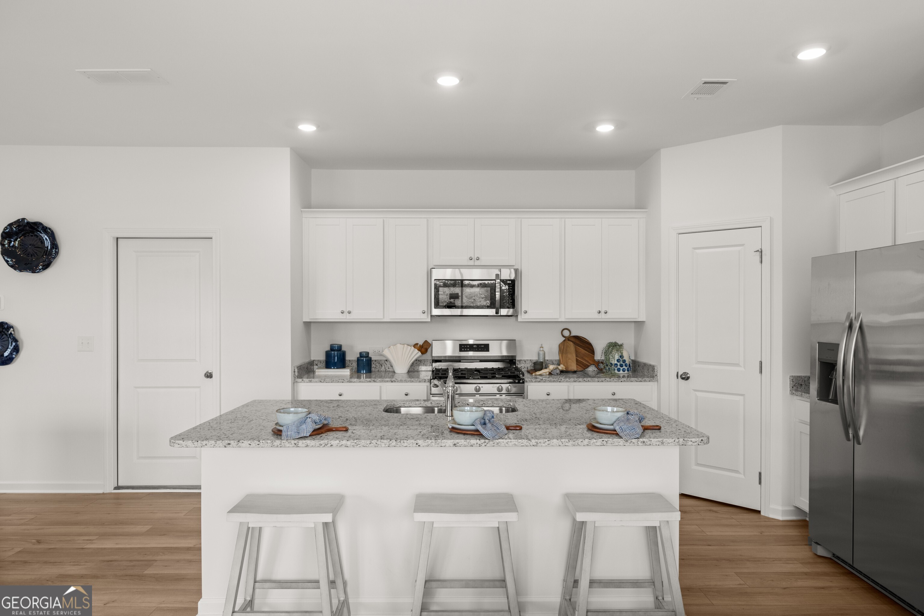 128 Rolling Meadow Way Property Photo 10