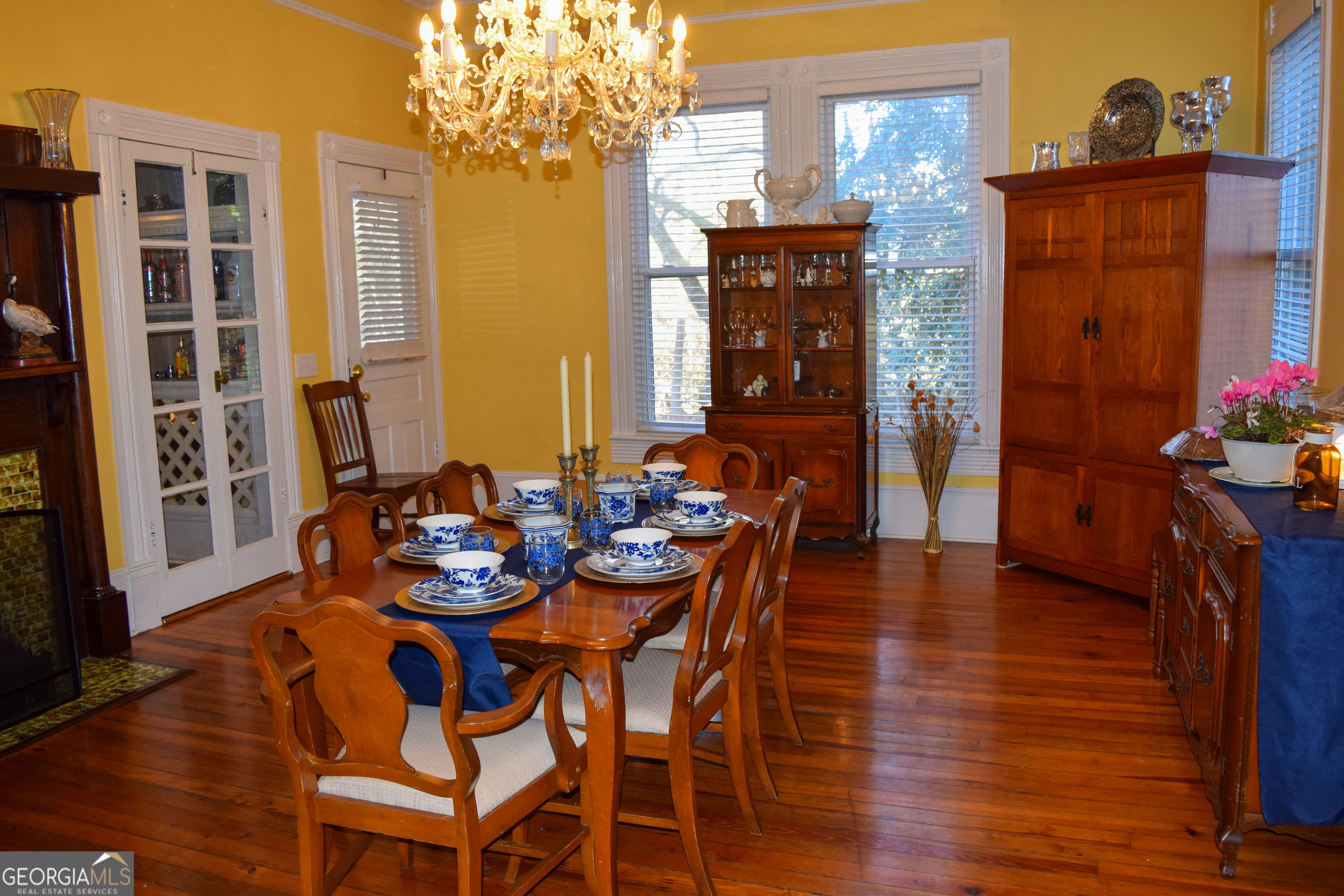 6464 Danburg Road Property Photo 8