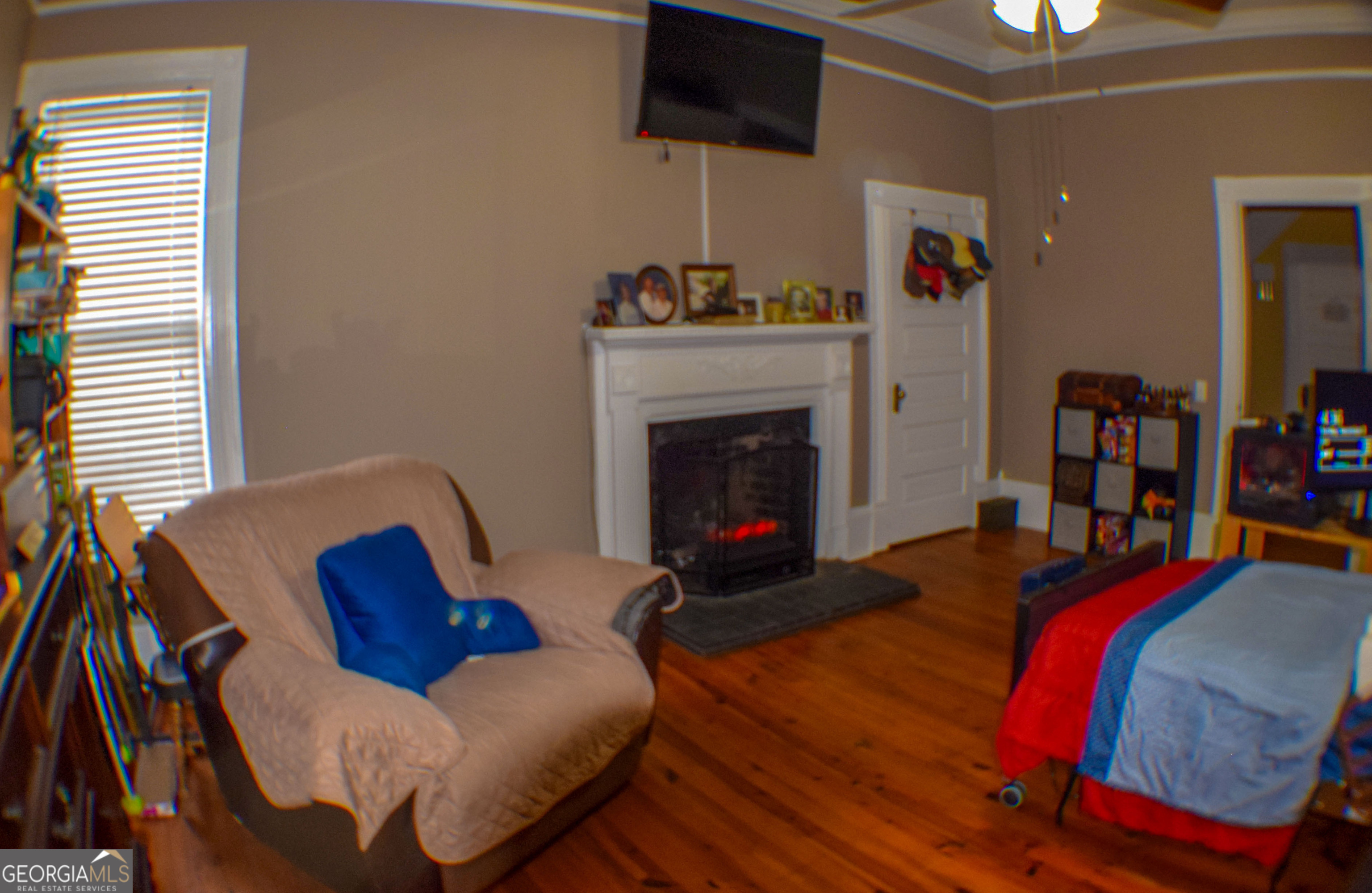 6464 Danburg Road Property Photo 9