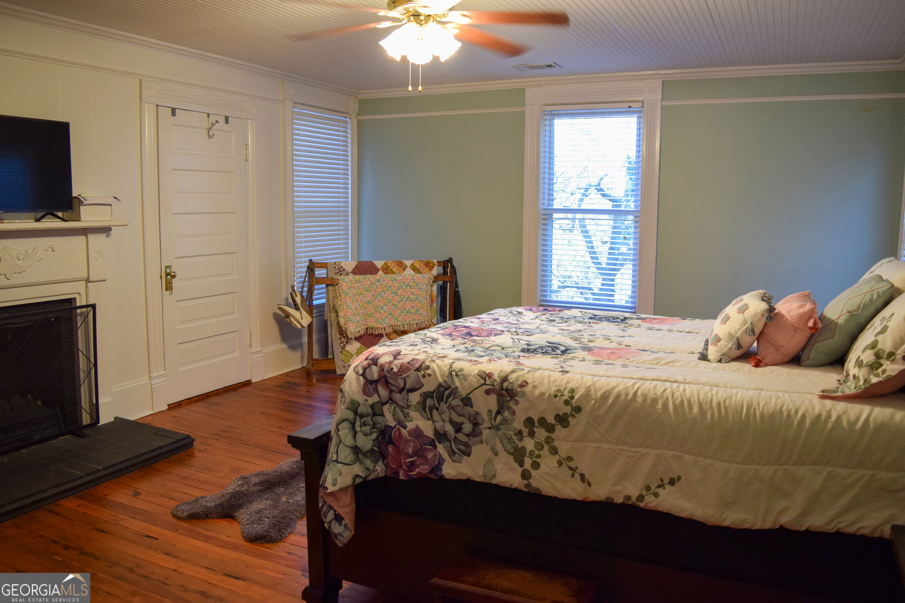 6464 Danburg Road Property Photo 12