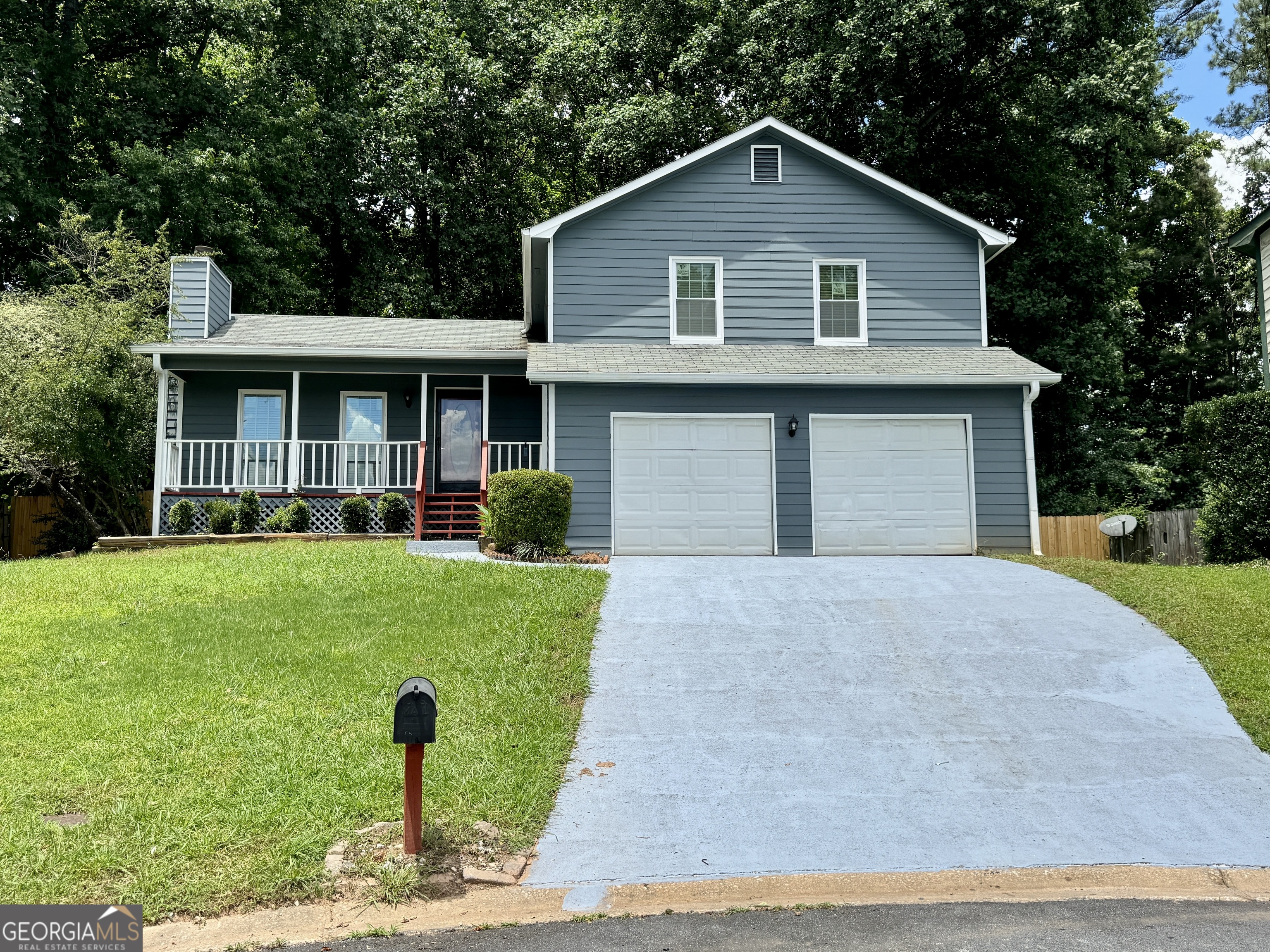3945 Peninsula Court Property Photo 2