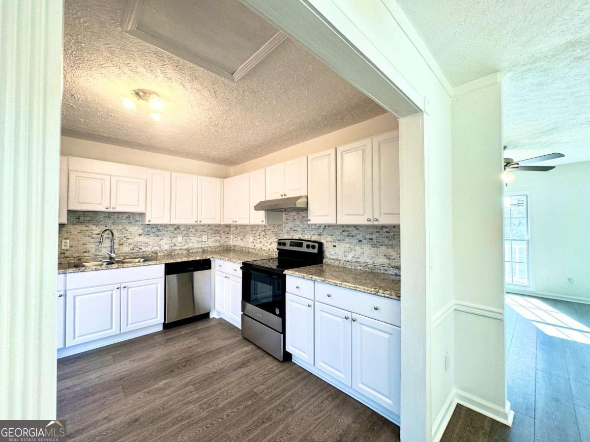 3945 Peninsula Court Property Photo 18