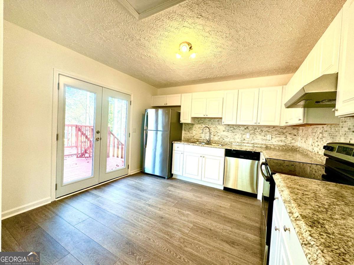 3945 Peninsula Court Property Photo 21