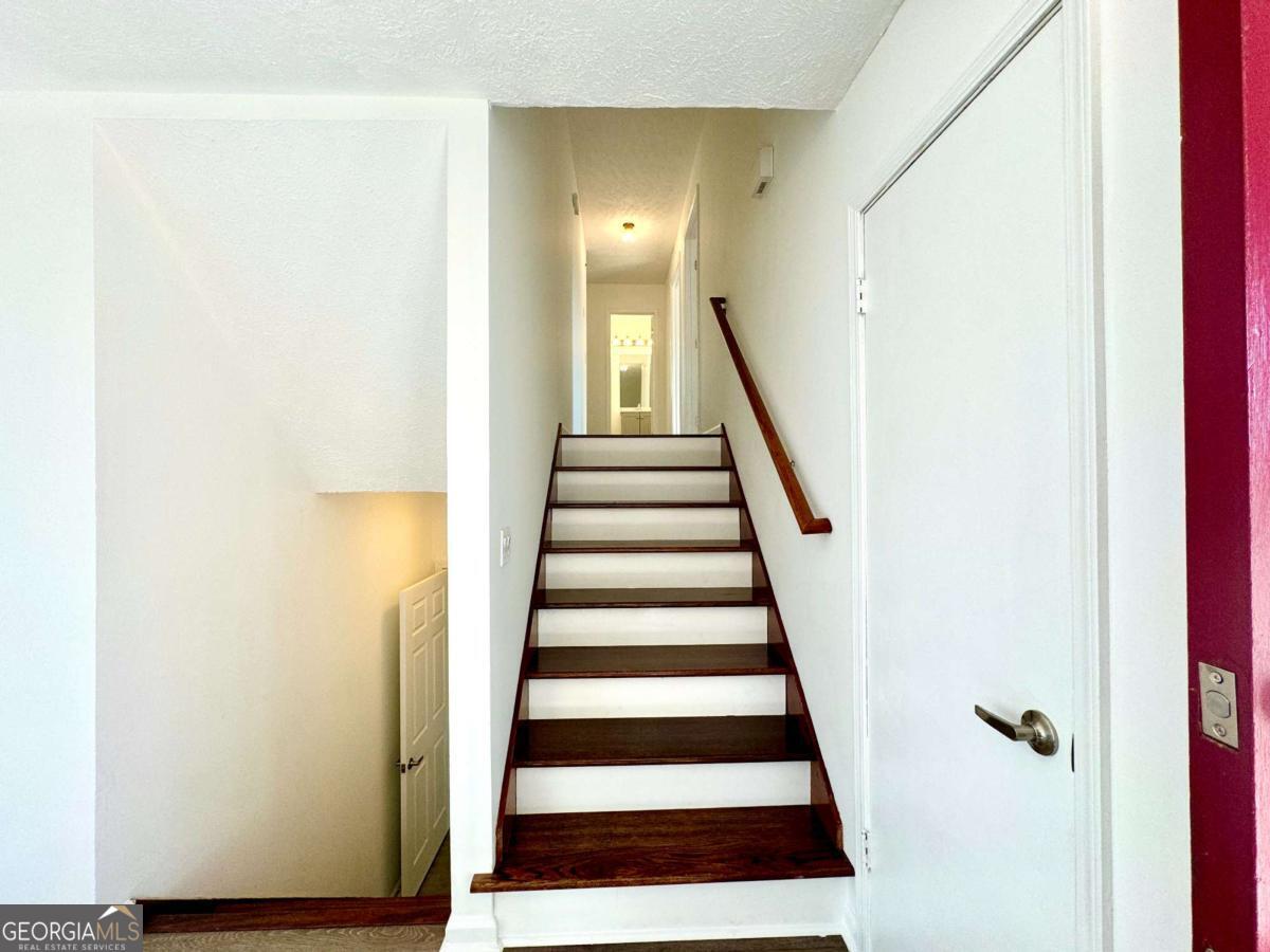 3945 Peninsula Court Property Photo 24