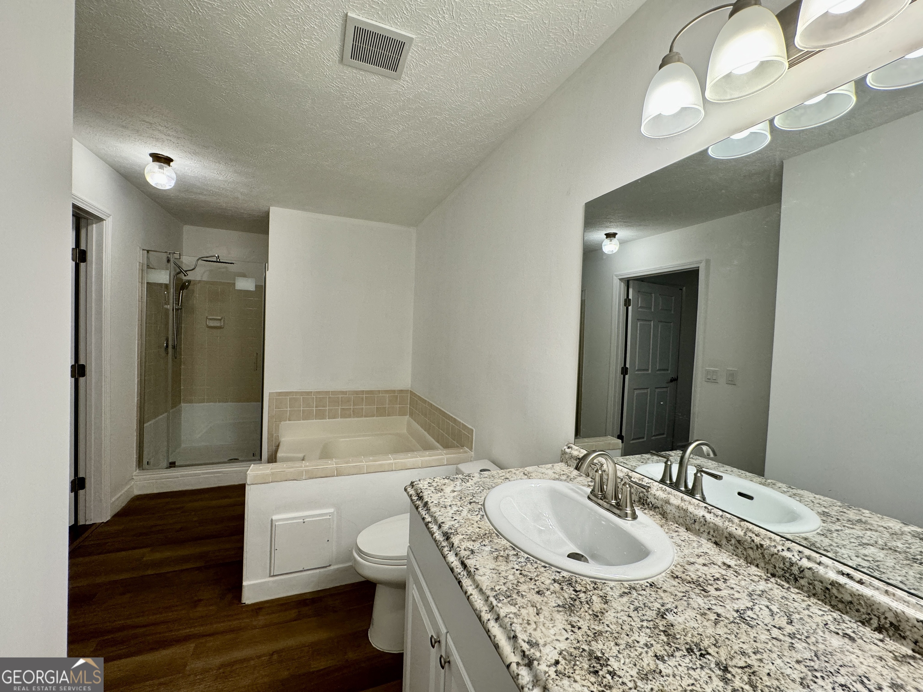 3945 Peninsula Court Property Photo 32