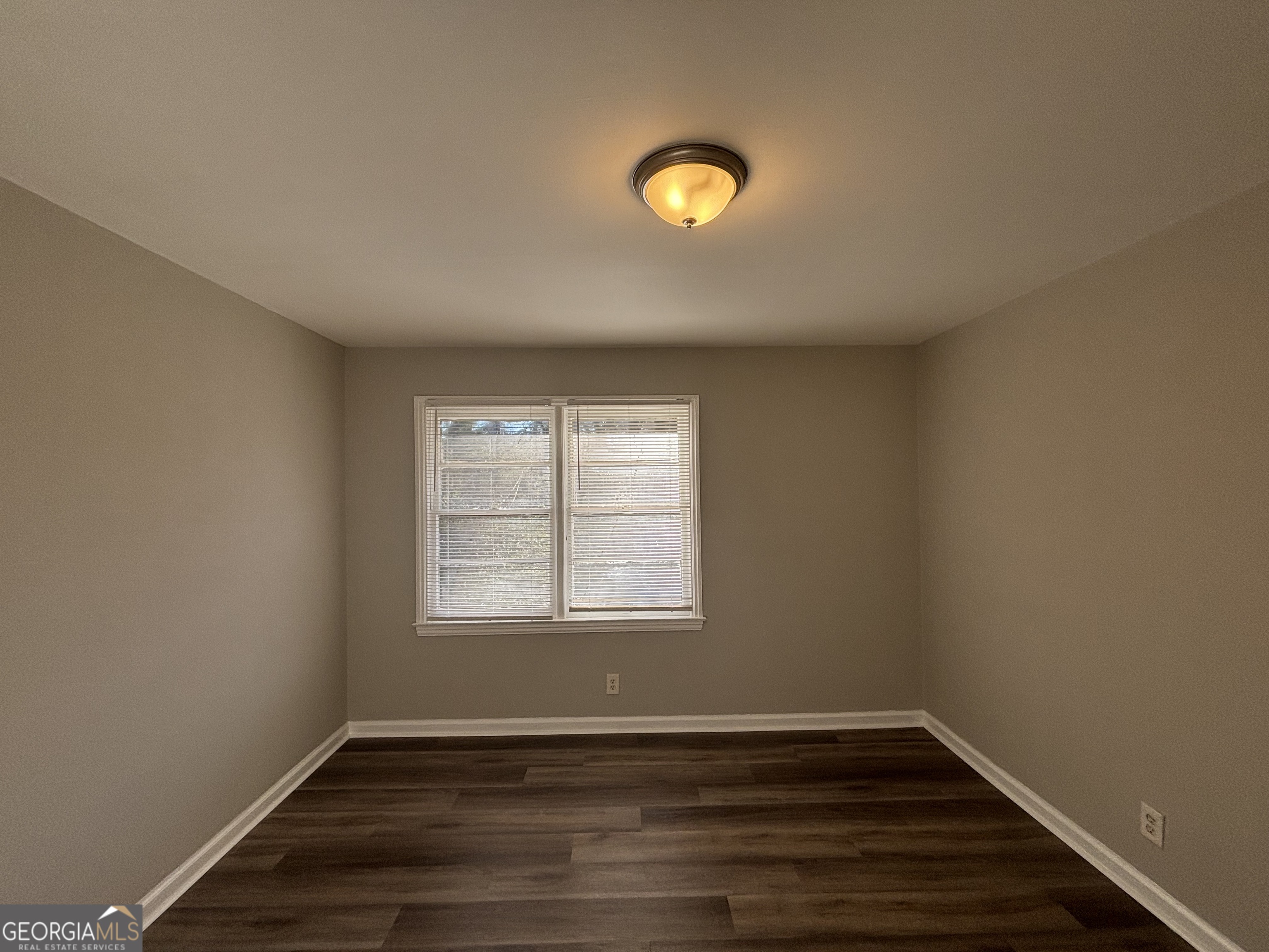 2028 Wells Drive Sw Property Photo 10