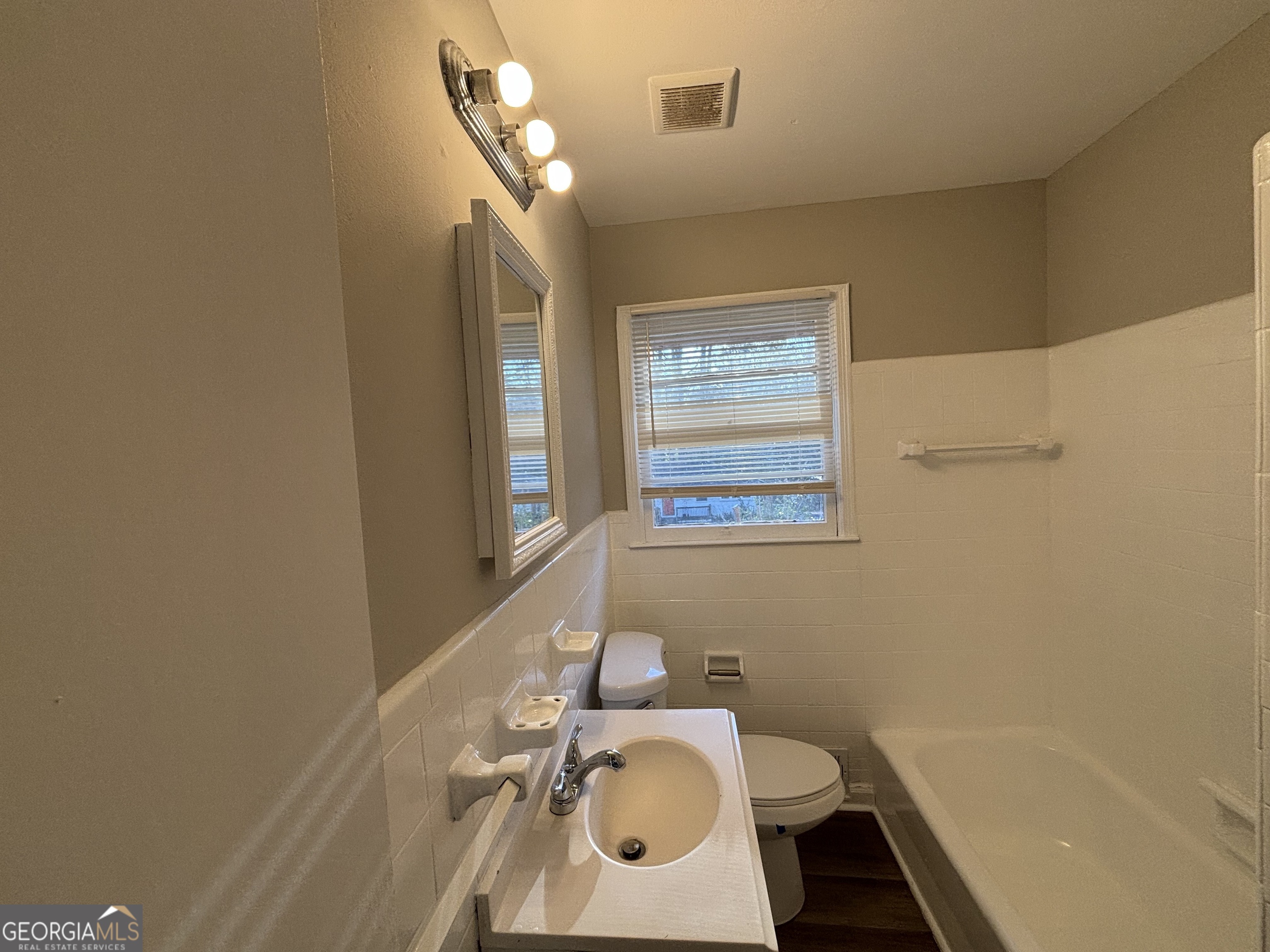2028 Wells Drive Sw Property Photo 14