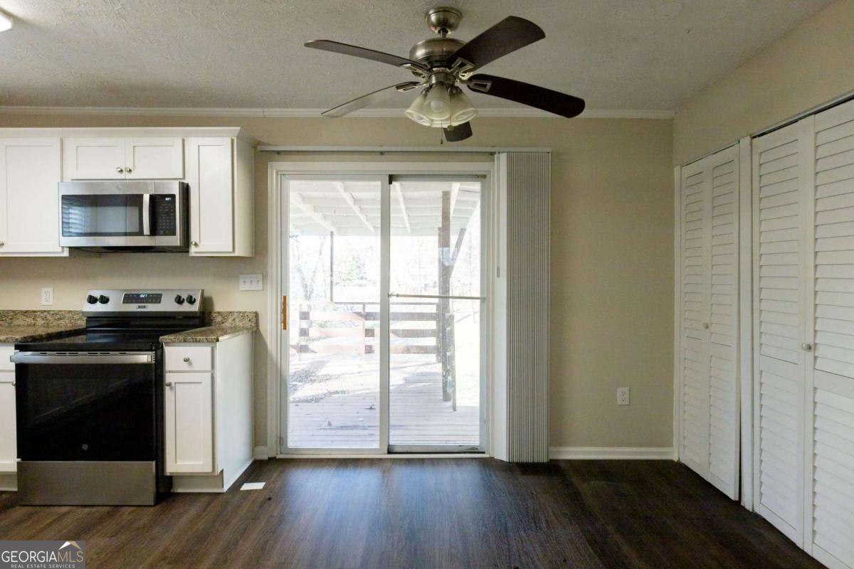 4731 Kings Highway Property Photo 6