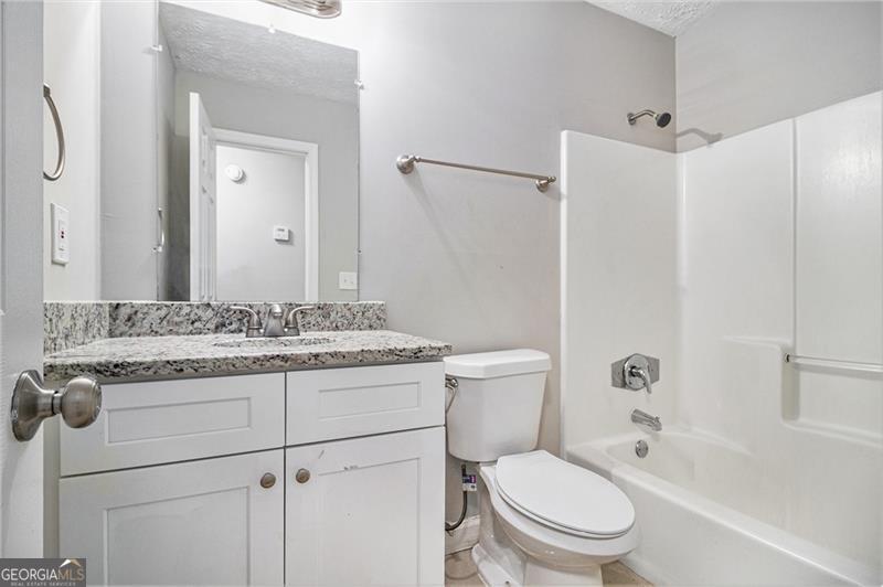 3563 Stratford Property Photo 13