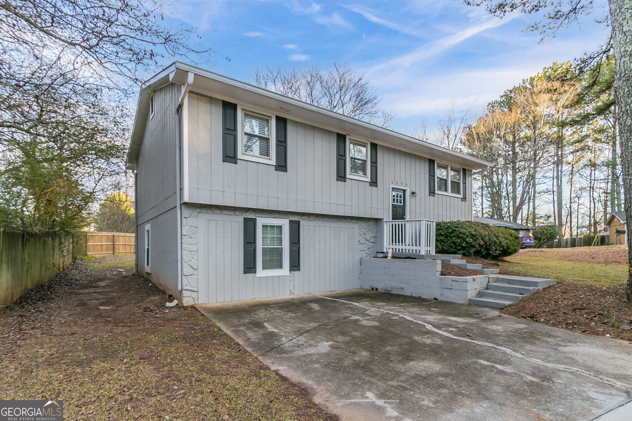 2098 Mallard Crest Property Photo 3