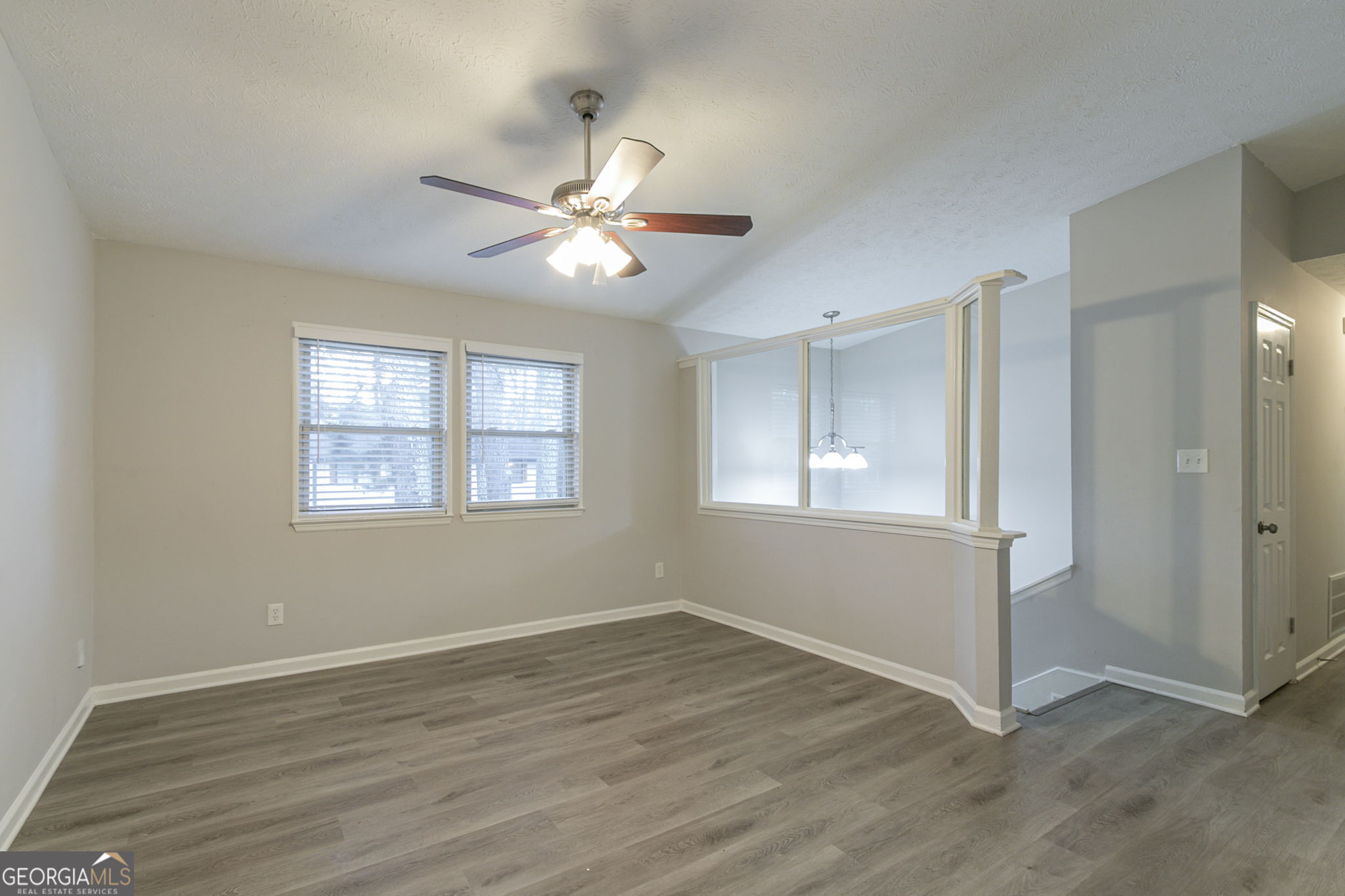 2098 Mallard Crest Property Photo 5