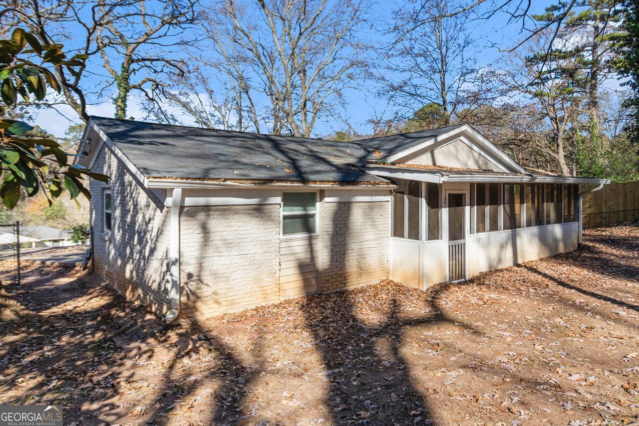 2307 Cresta Property Photo 13