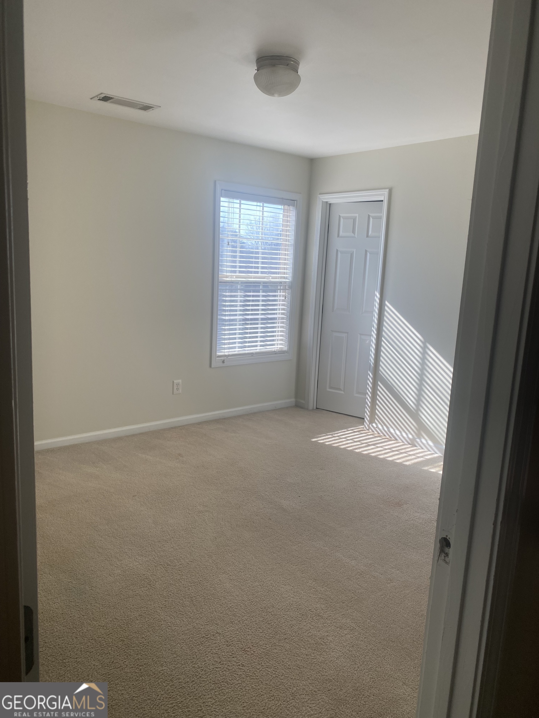 539 Greyhawk Way Property Photo 14