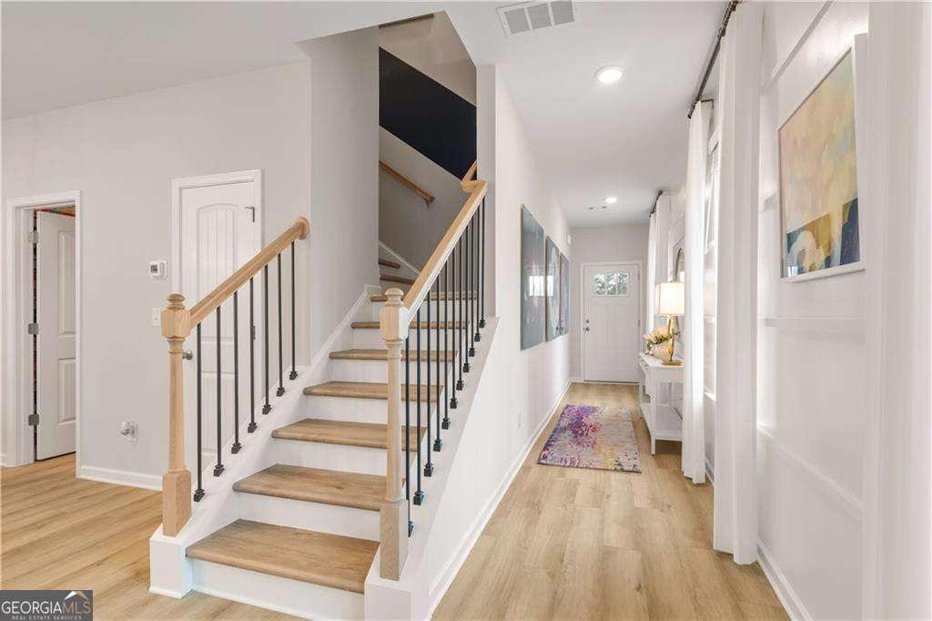 211 Sanctuary Drive Property Photo 4