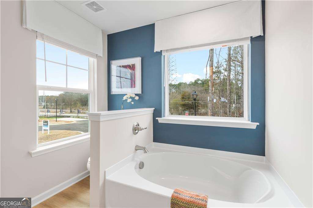 211 Sanctuary Drive Property Photo 32