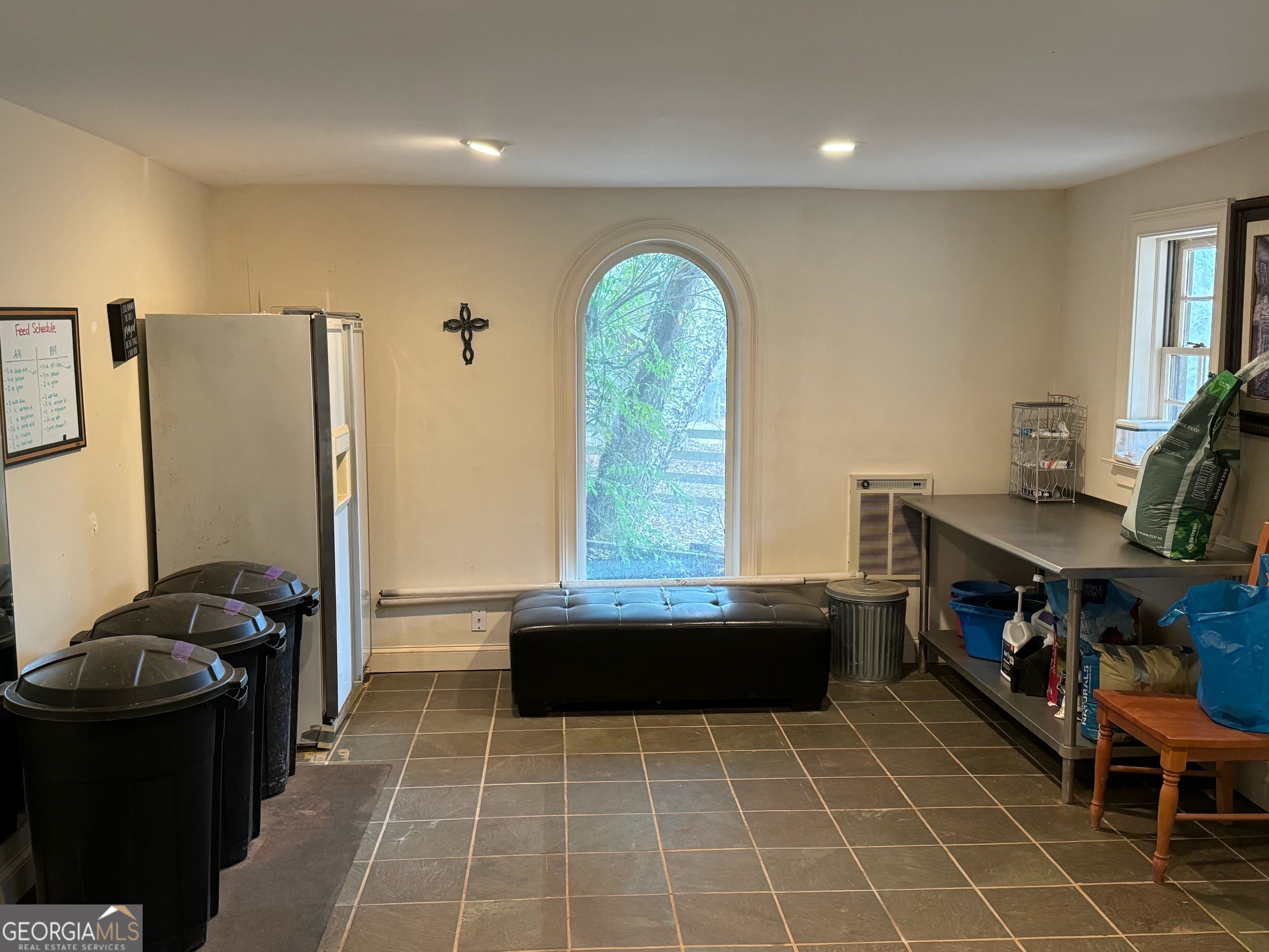 1030 / 1040 Rossiter Court Property Photo 3