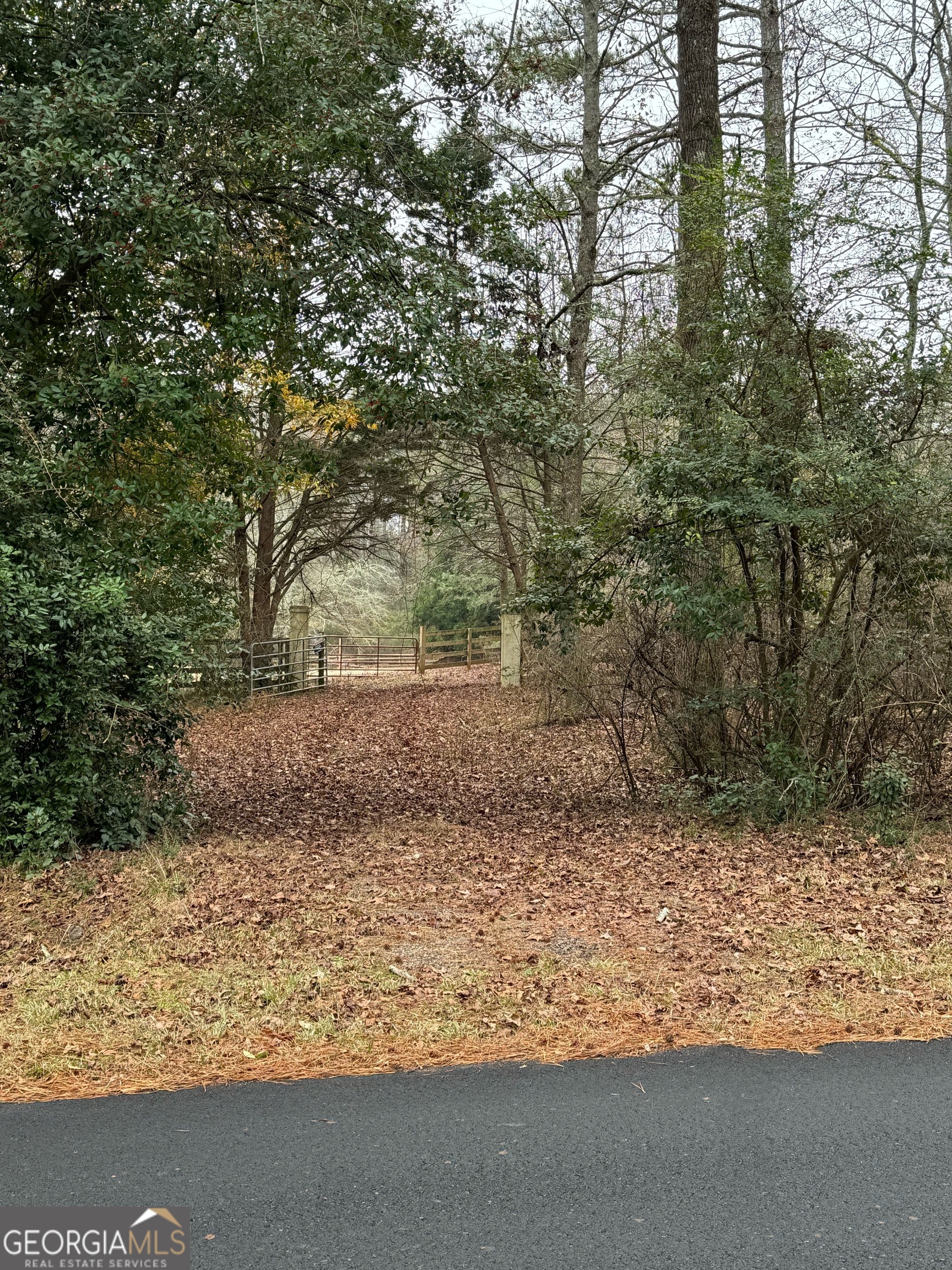 1030 / 1040 Rossiter Court Property Photo 12