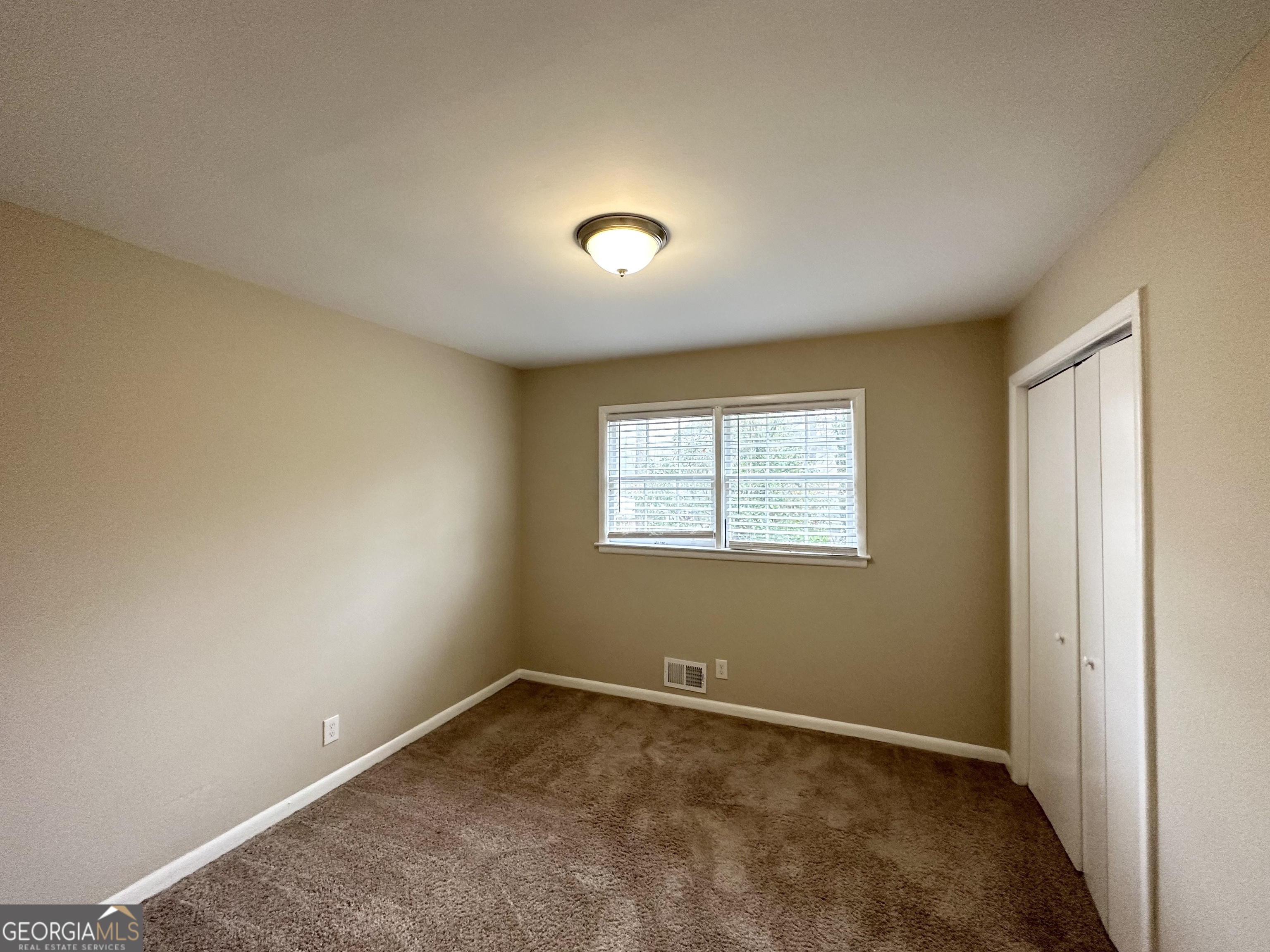 3975 Phylis Place Property Photo 5