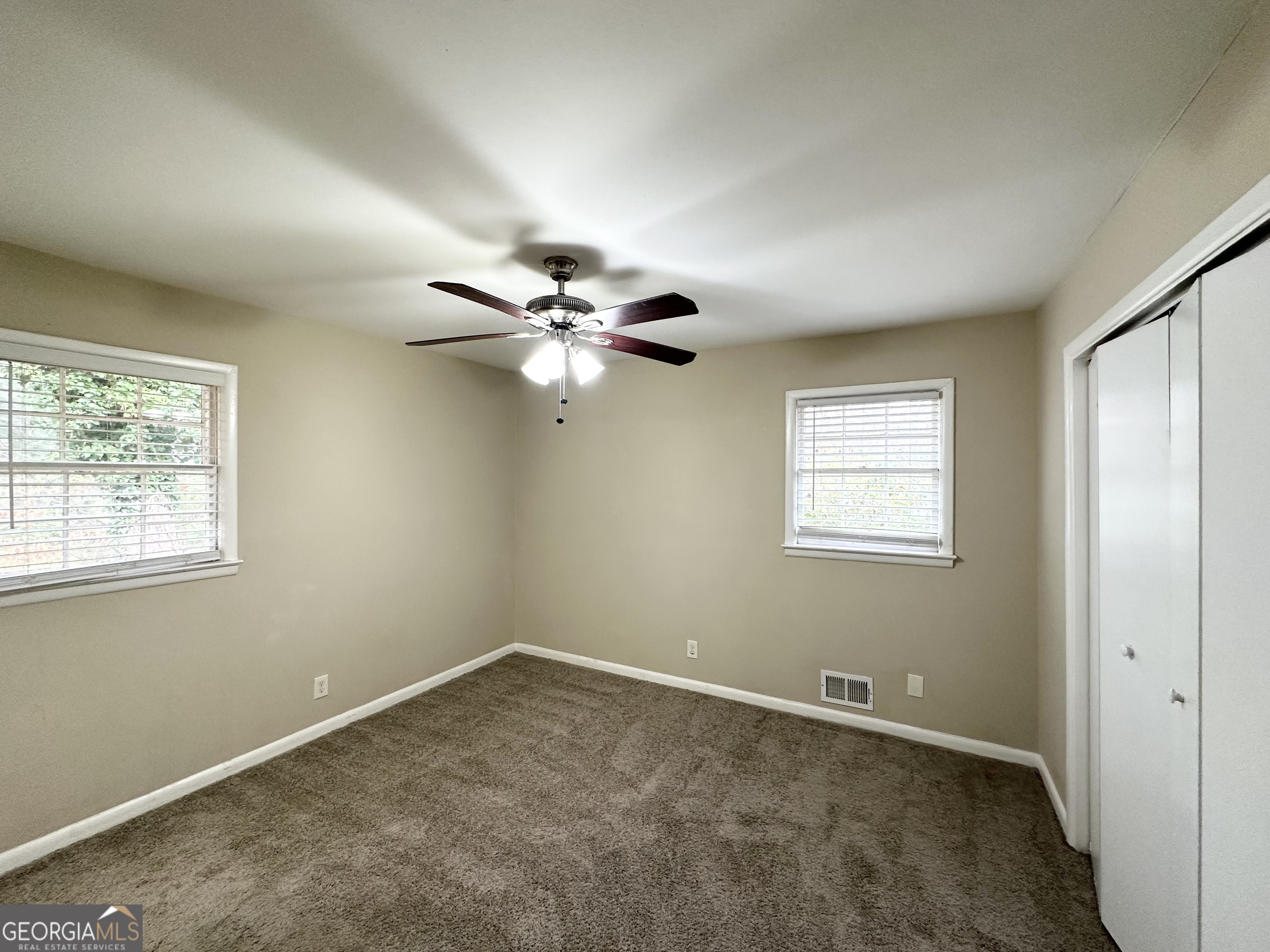 3975 Phylis Place Property Photo 6