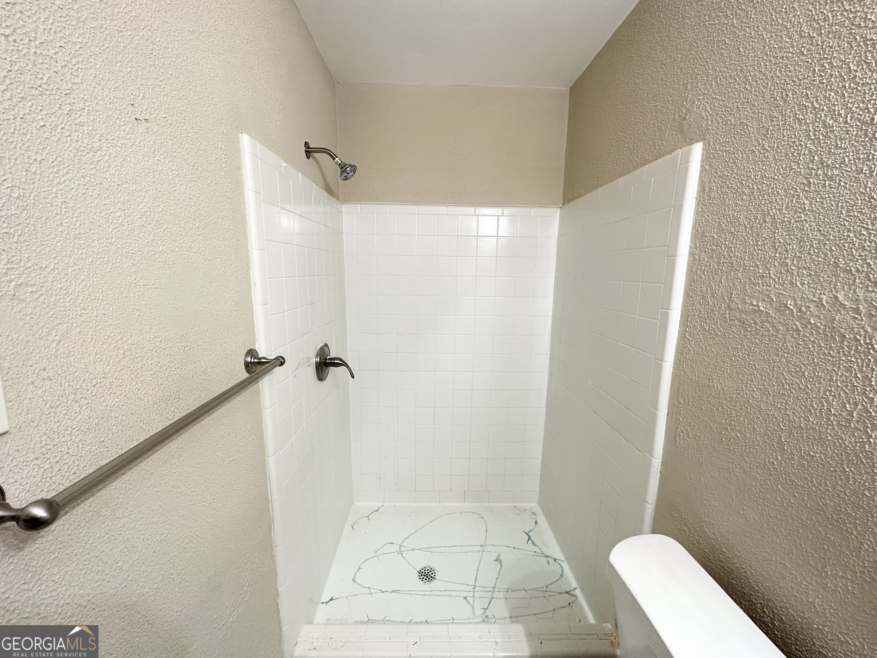 3975 Phylis Place Property Photo 7