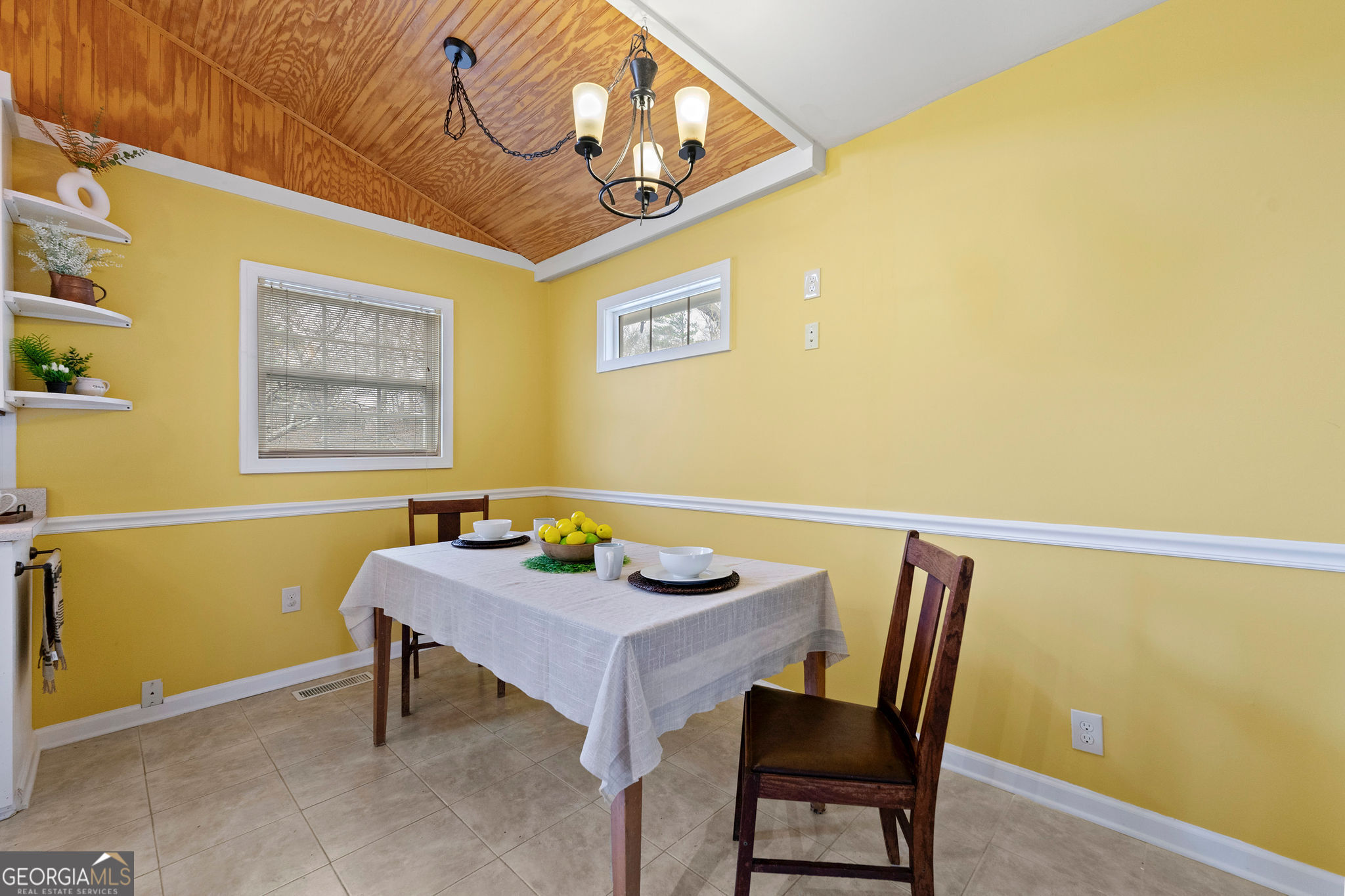 282 Evelyn Street Nw Property Photo 8