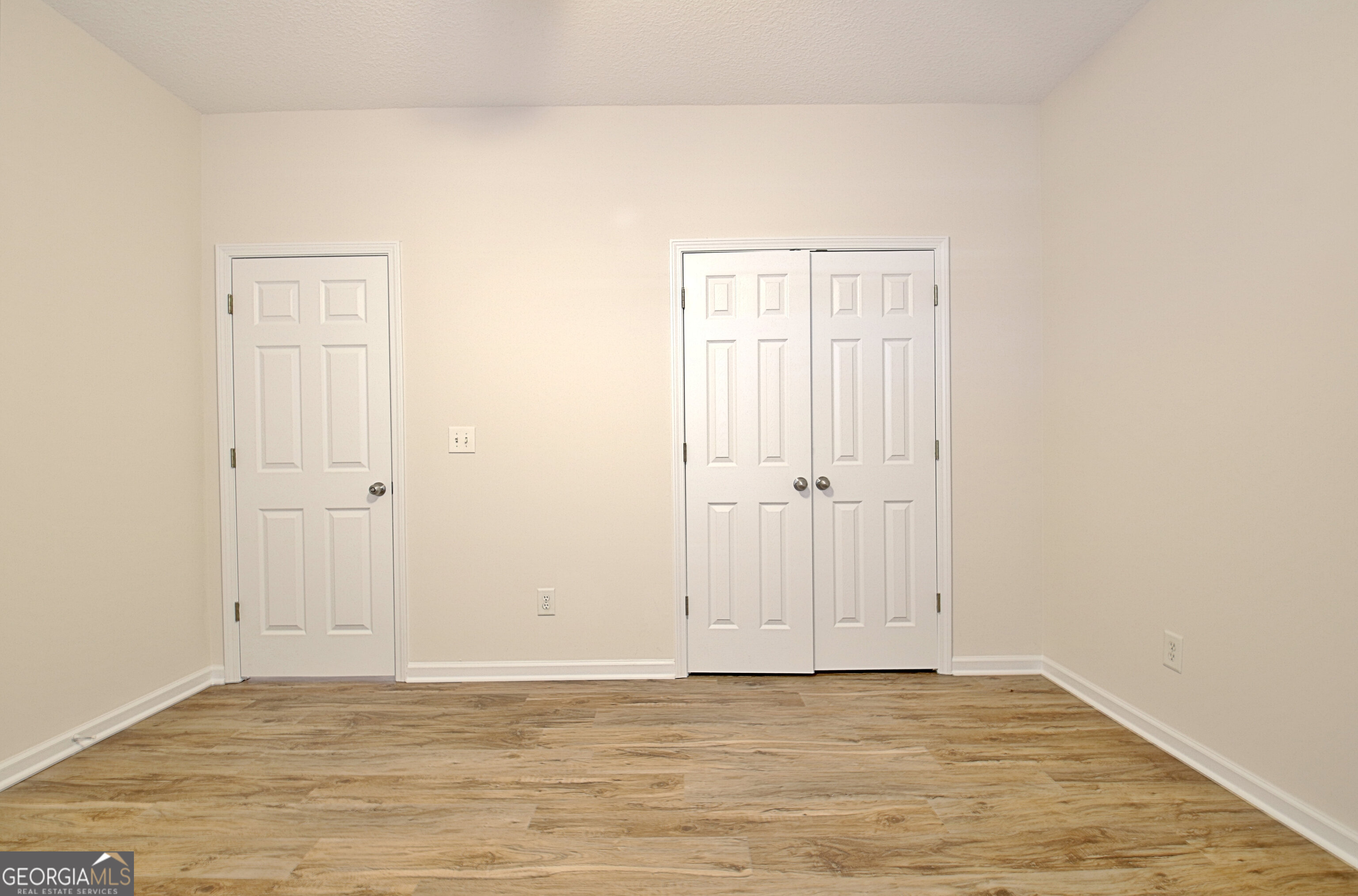 33 Ball Street Property Photo 34