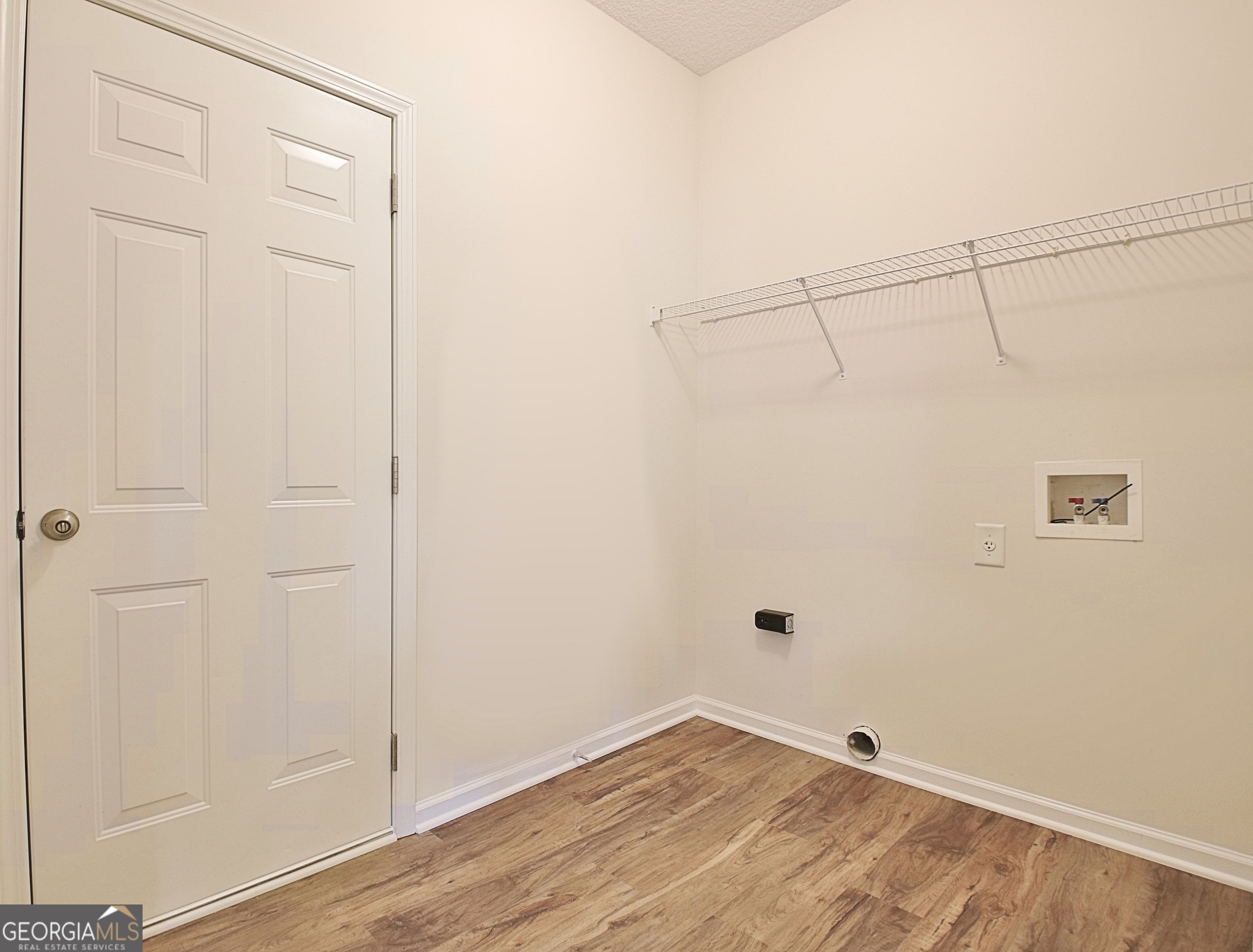 33 Ball Street Property Photo 37