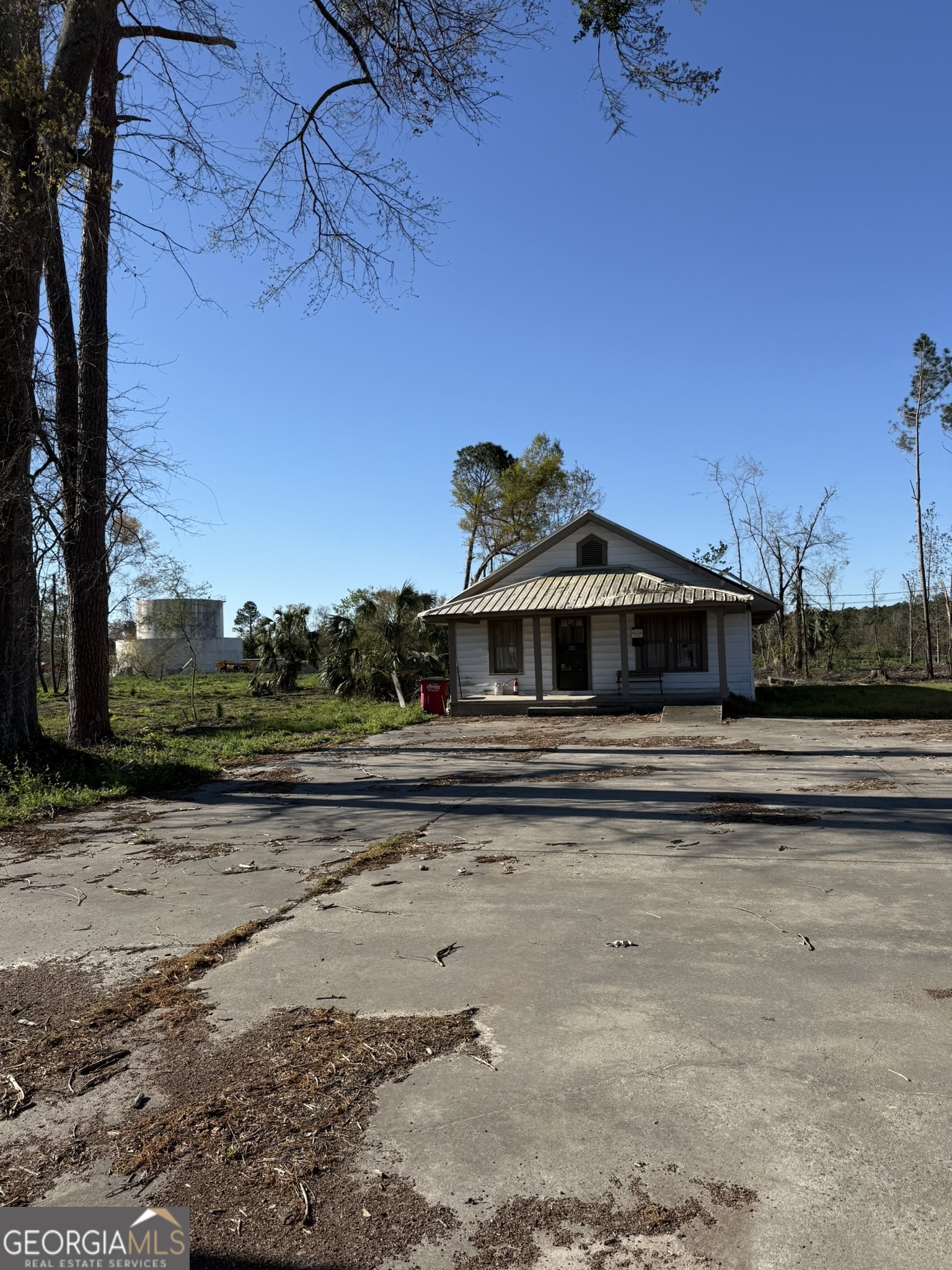 702 E Parker Street Property Photo 1
