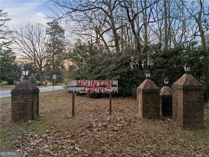504 Allana Court Property Photo 8