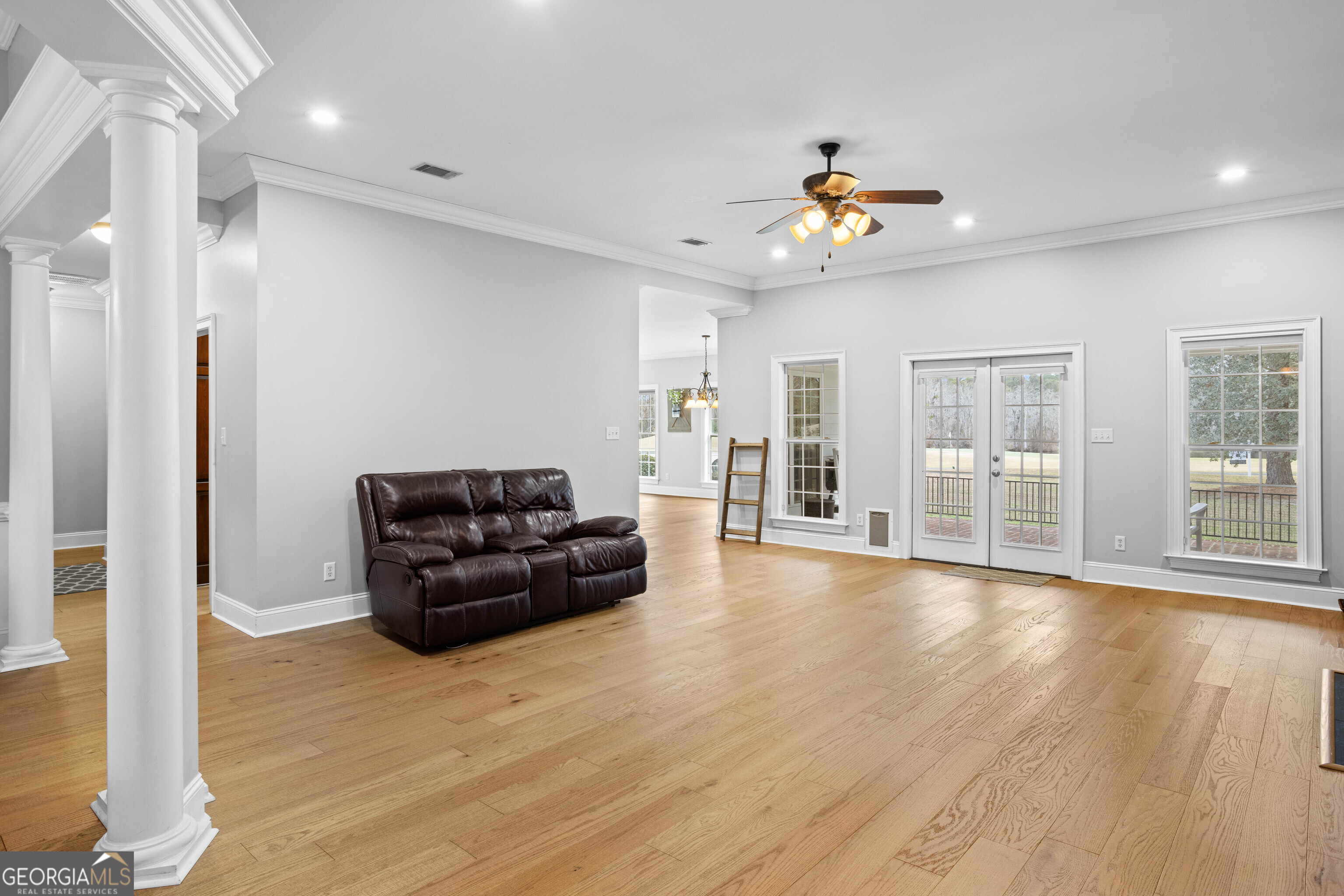 4882 Summit Ridge Road Property Photo 6