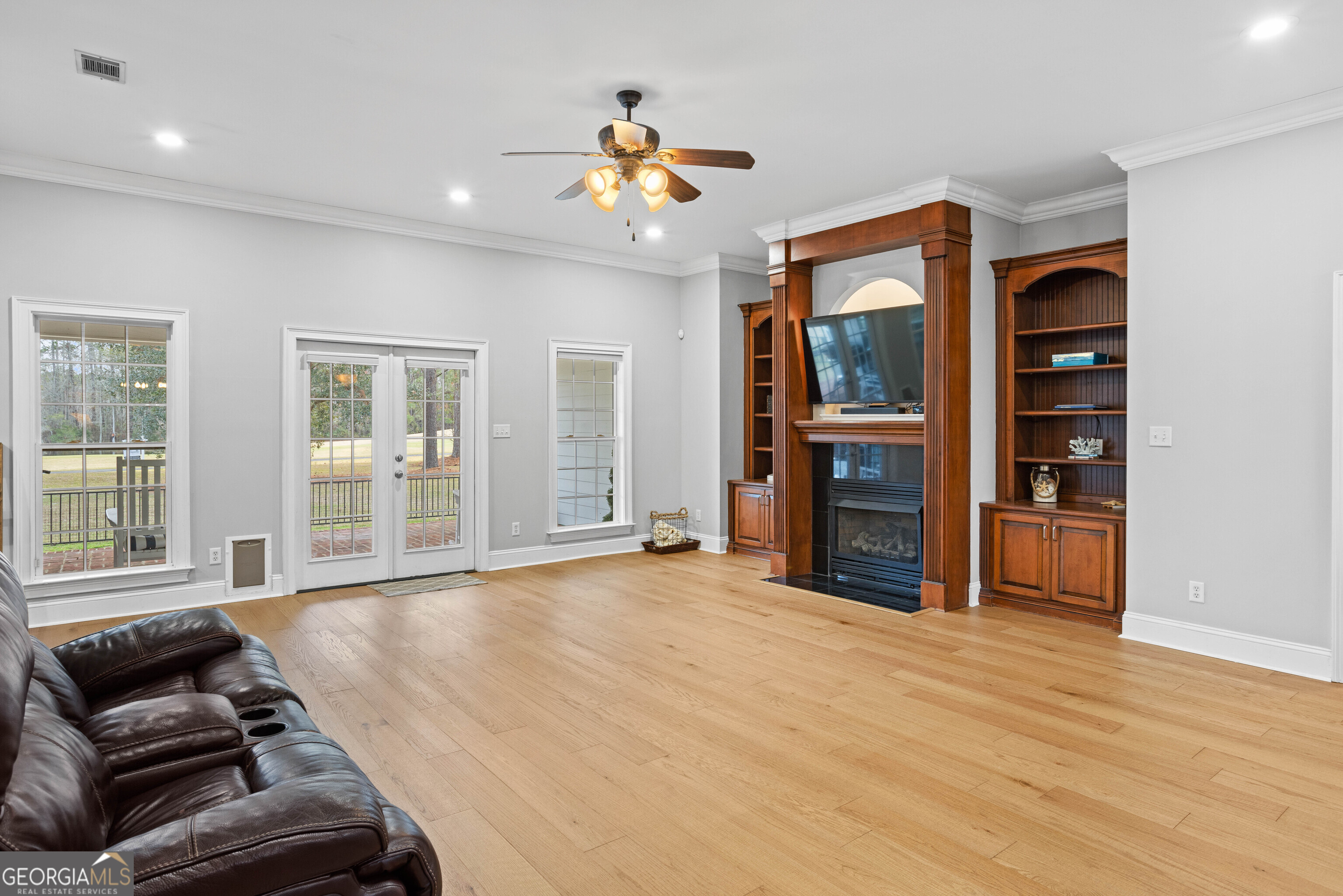 4882 Summit Ridge Road Property Photo 7