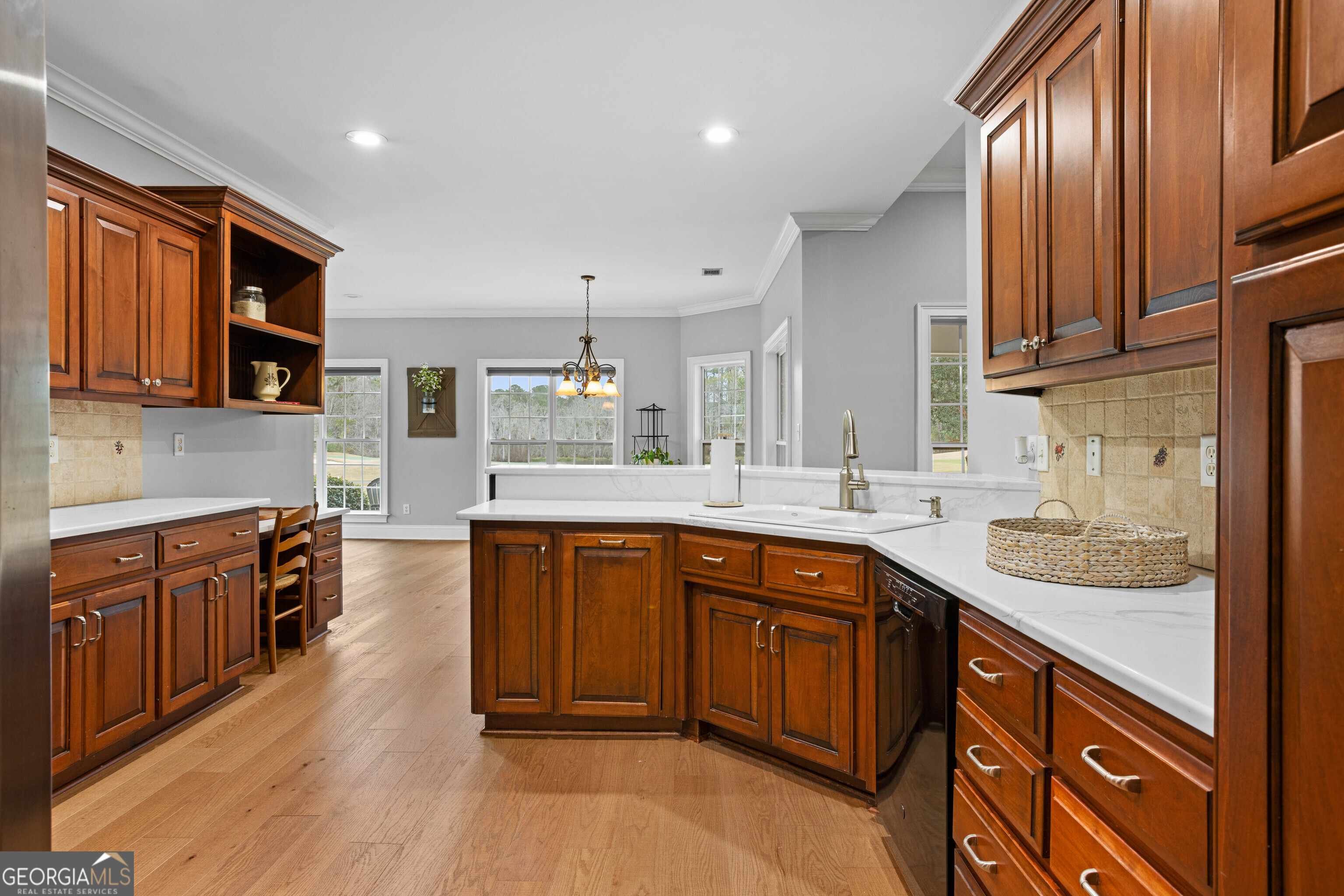 4882 Summit Ridge Road Property Photo 14