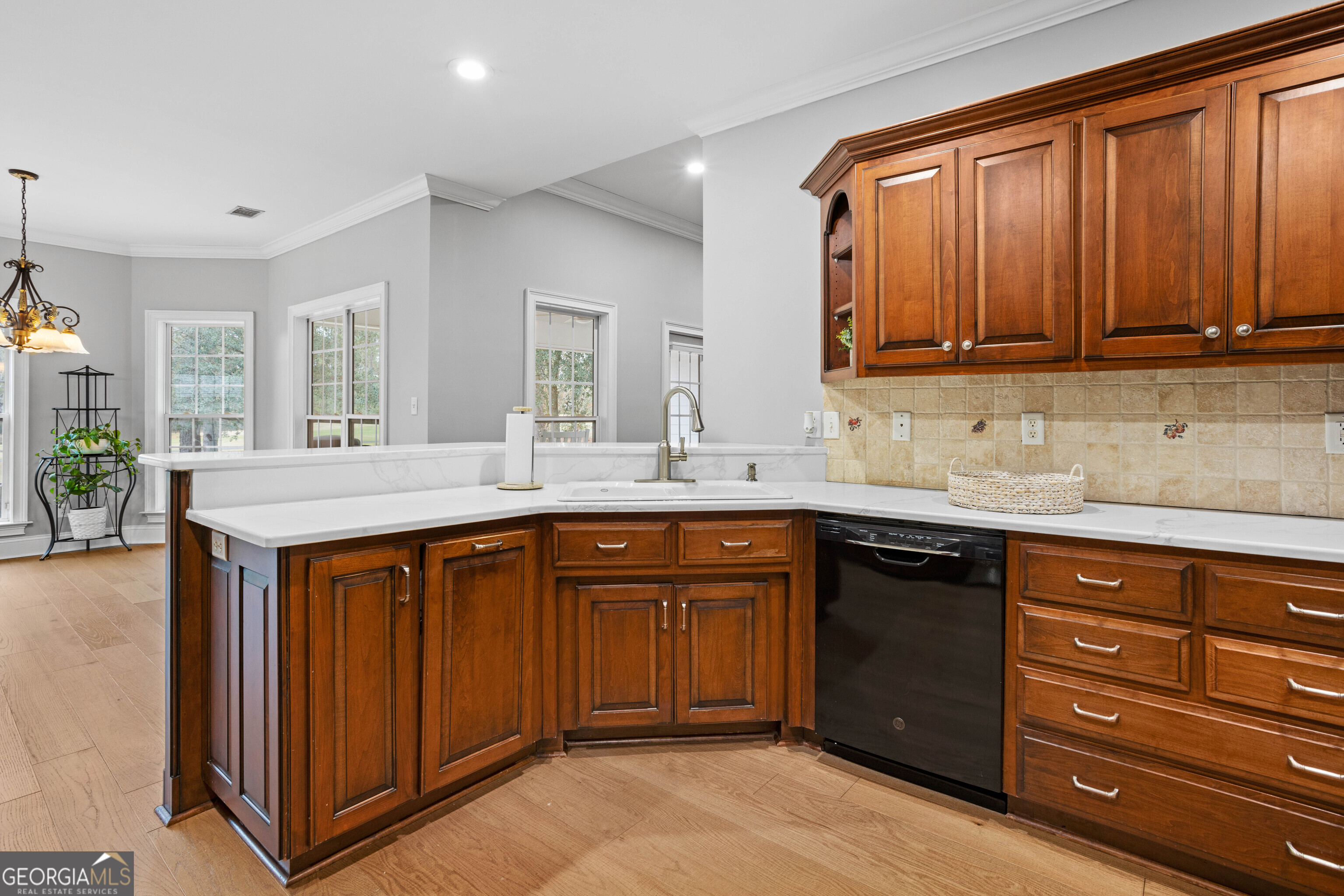 4882 Summit Ridge Road Property Photo 16