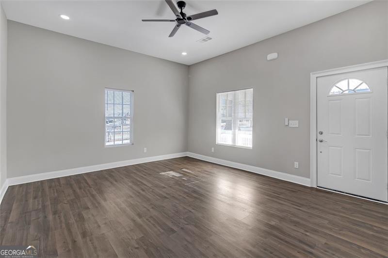 1794 Spring Street Property Photo 4