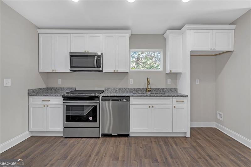 1794 Spring Street Property Photo 8