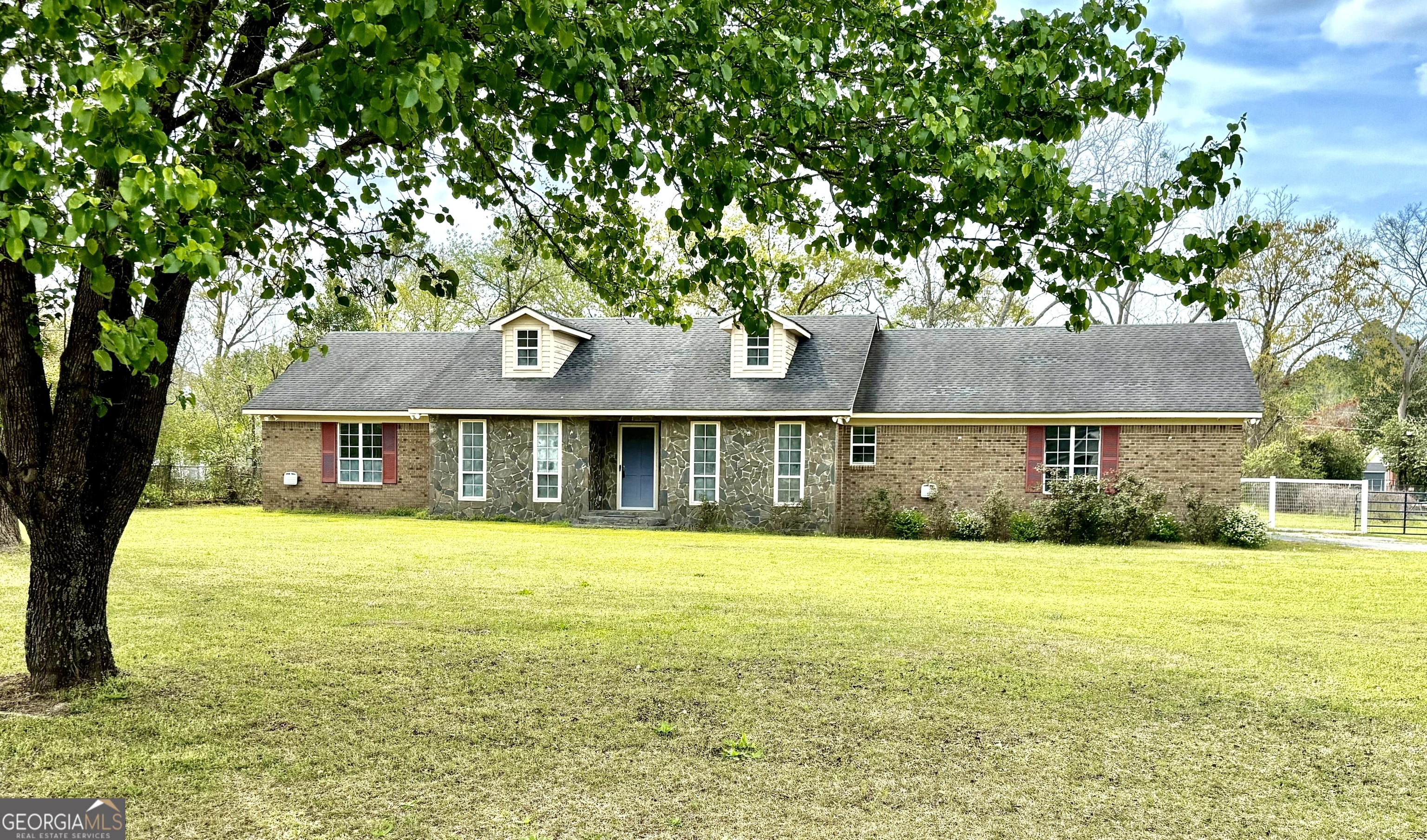 8165 S Marcus Street Property Photo
