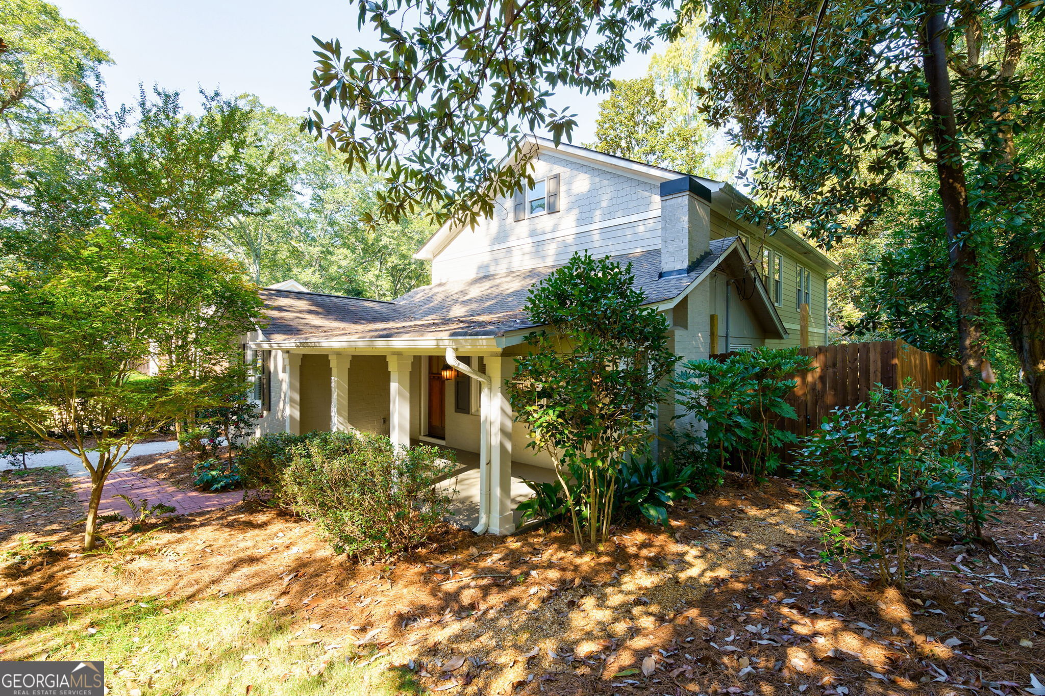 584 Highland Avenue Property Photo 2