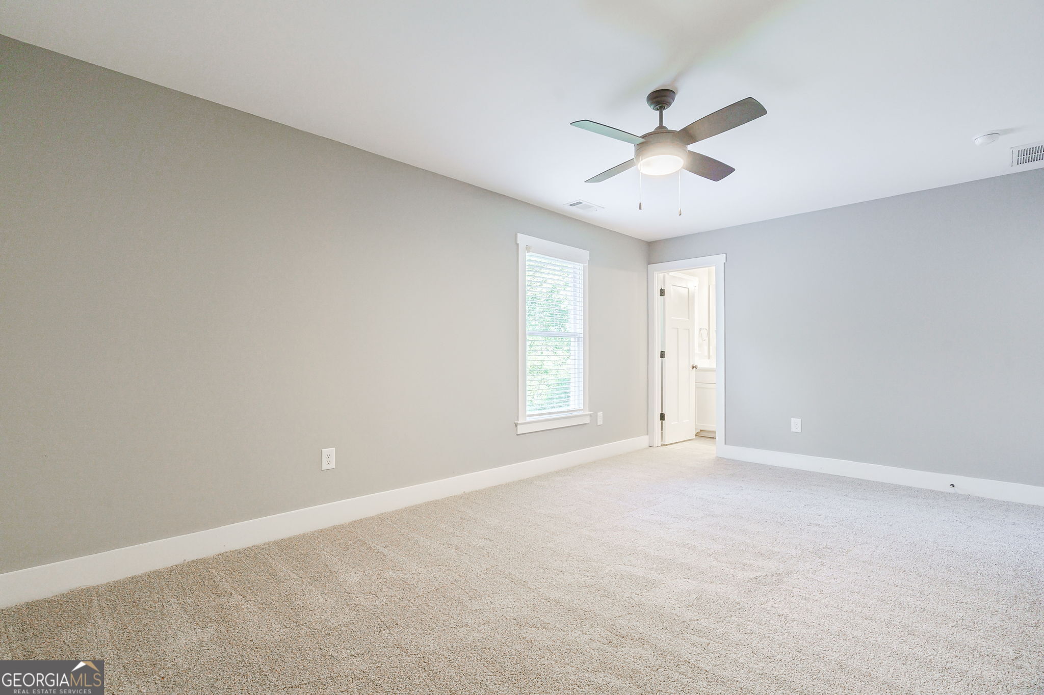 584 Highland Avenue Property Photo 43