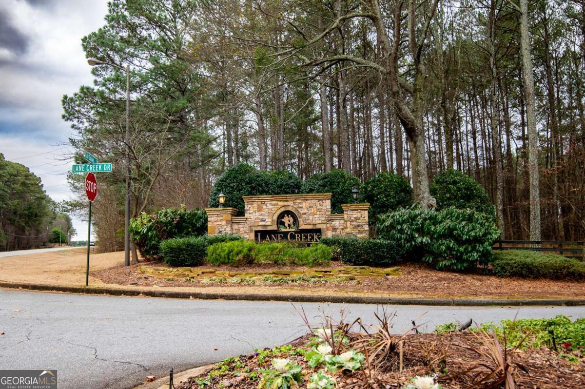 1010 Lane Creek Court Property Photo 8